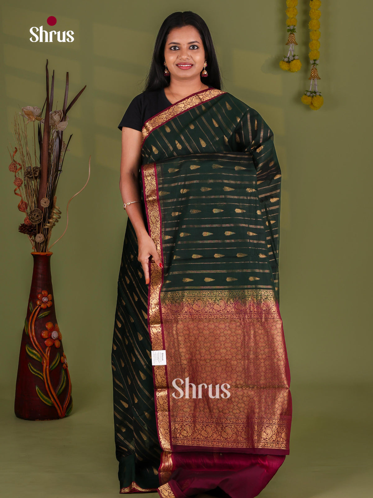 Silk Cotton Saree - EJ08576