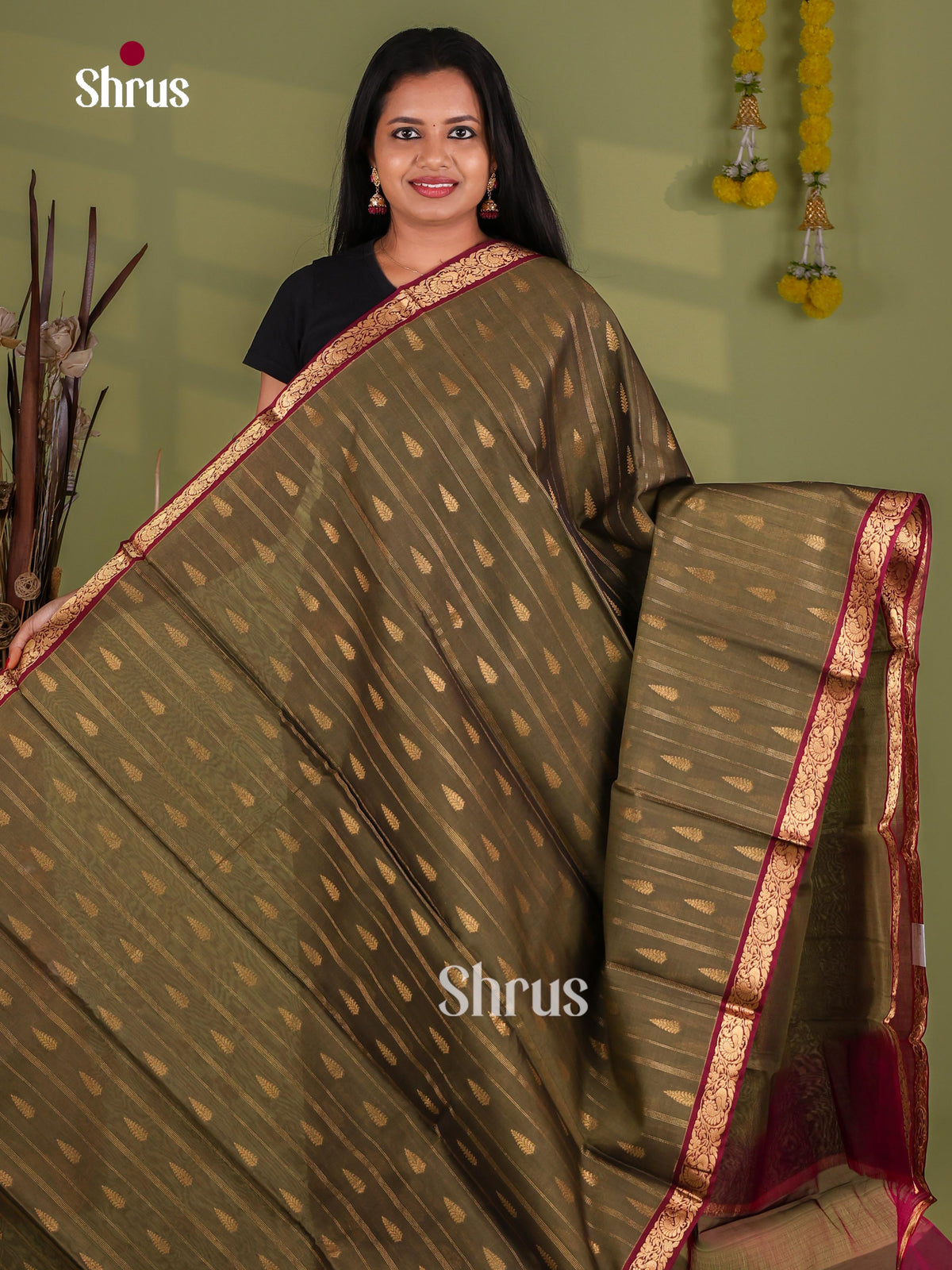 Silk Cotton Saree - EJ08578