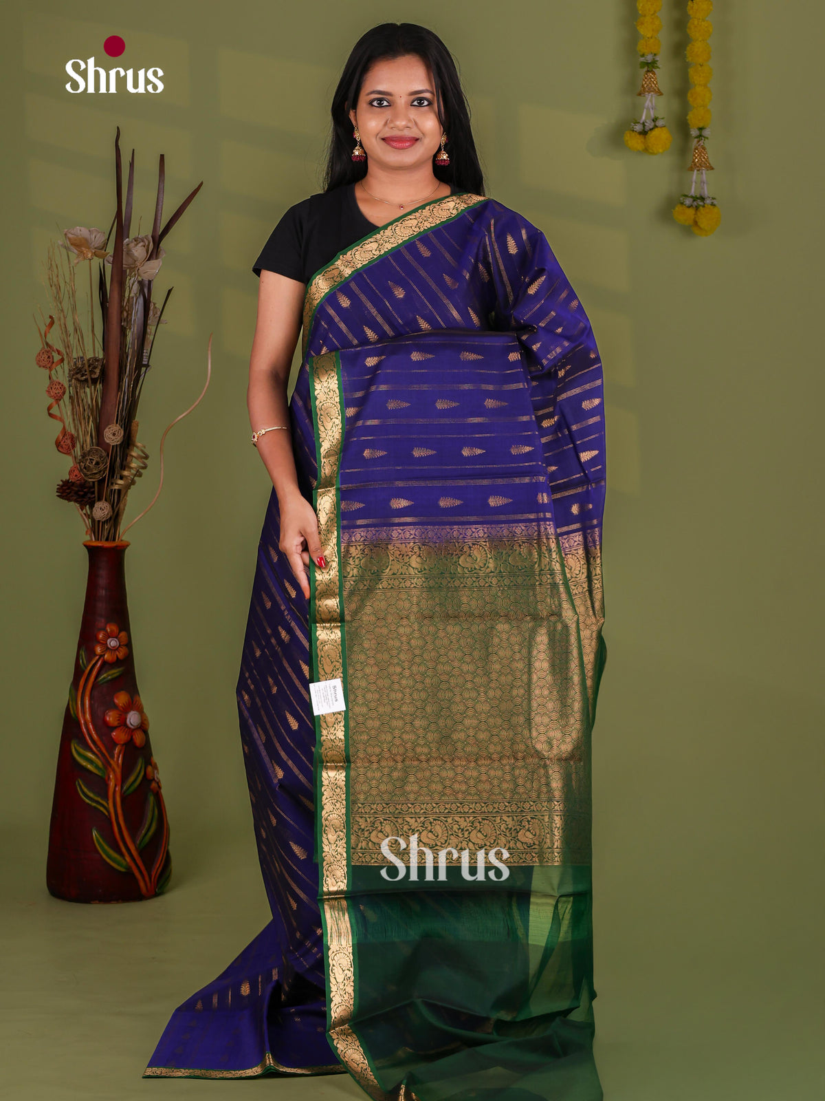Silk Cotton Saree - EJ08579