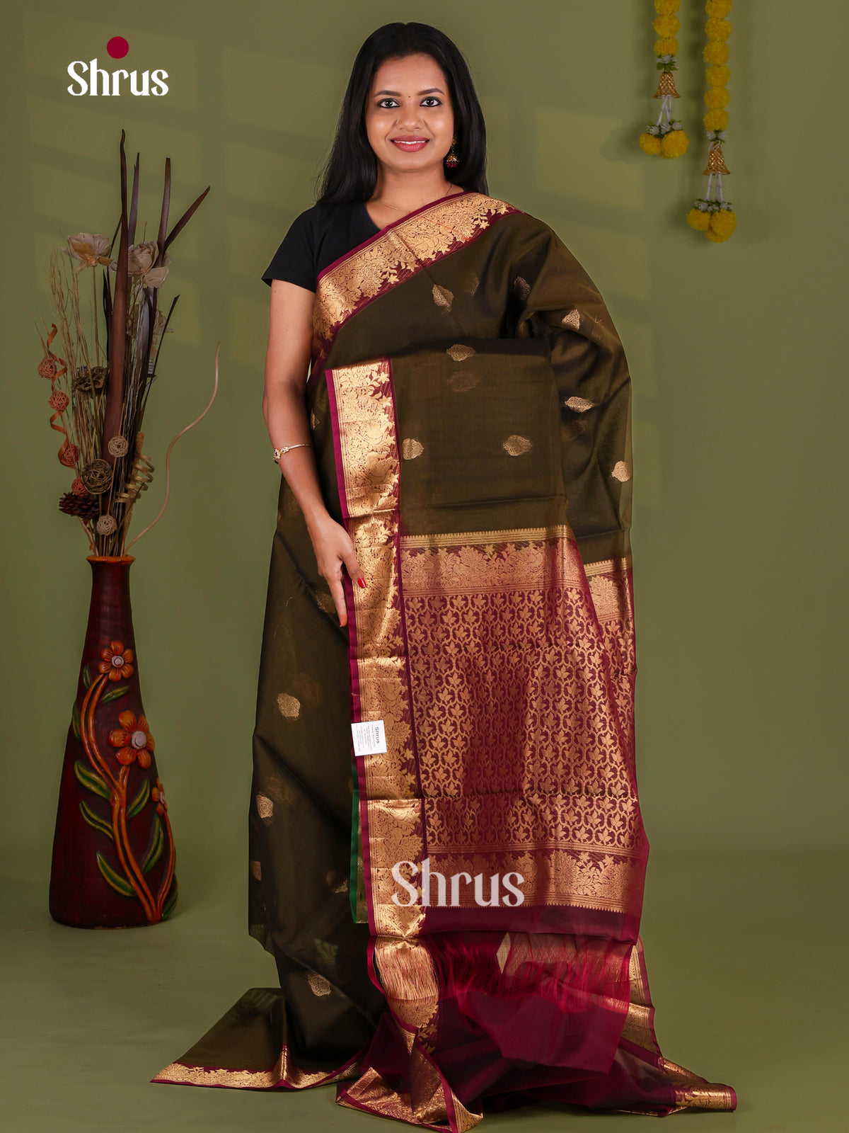 Silk Cotton Saree - EJ08585