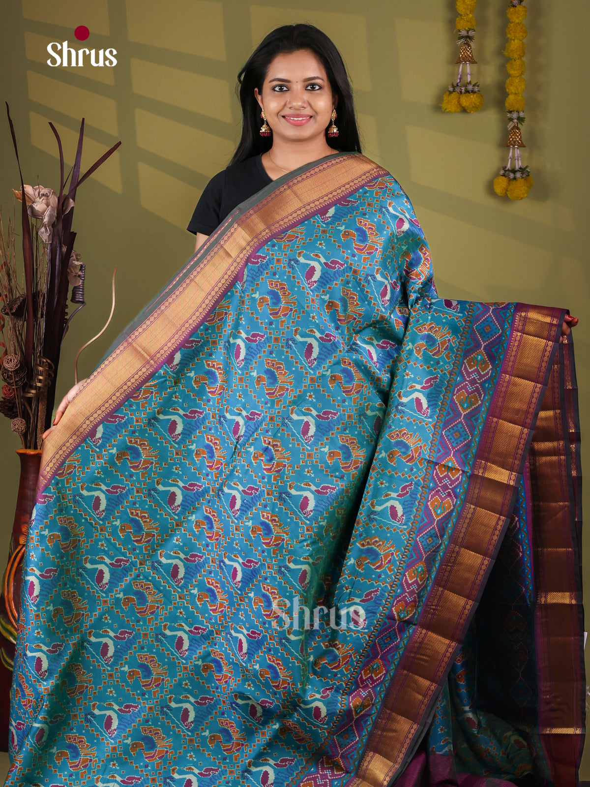 Semi Patola Saree - EJ09180