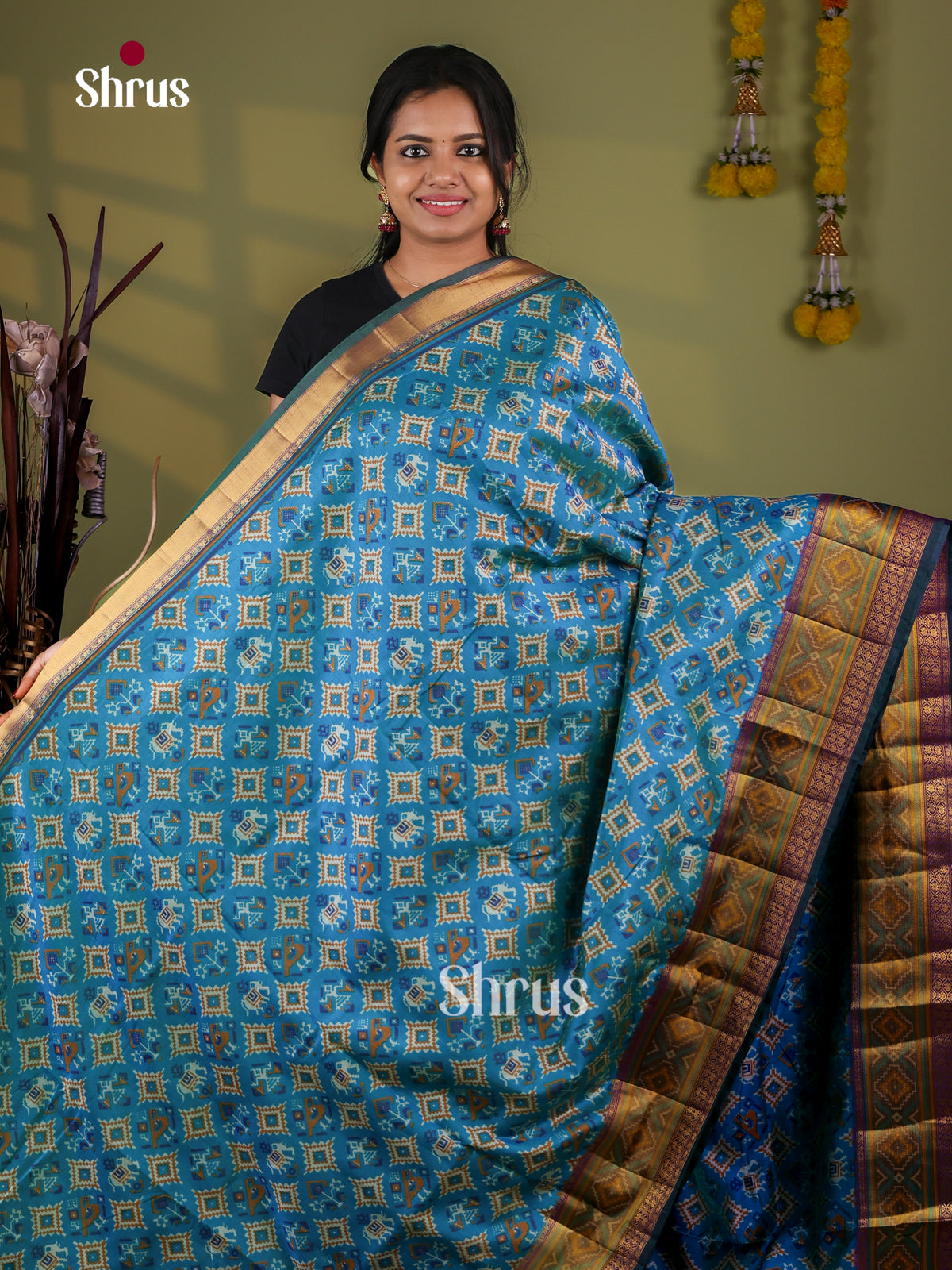 Semi Patola Saree - EJ09307