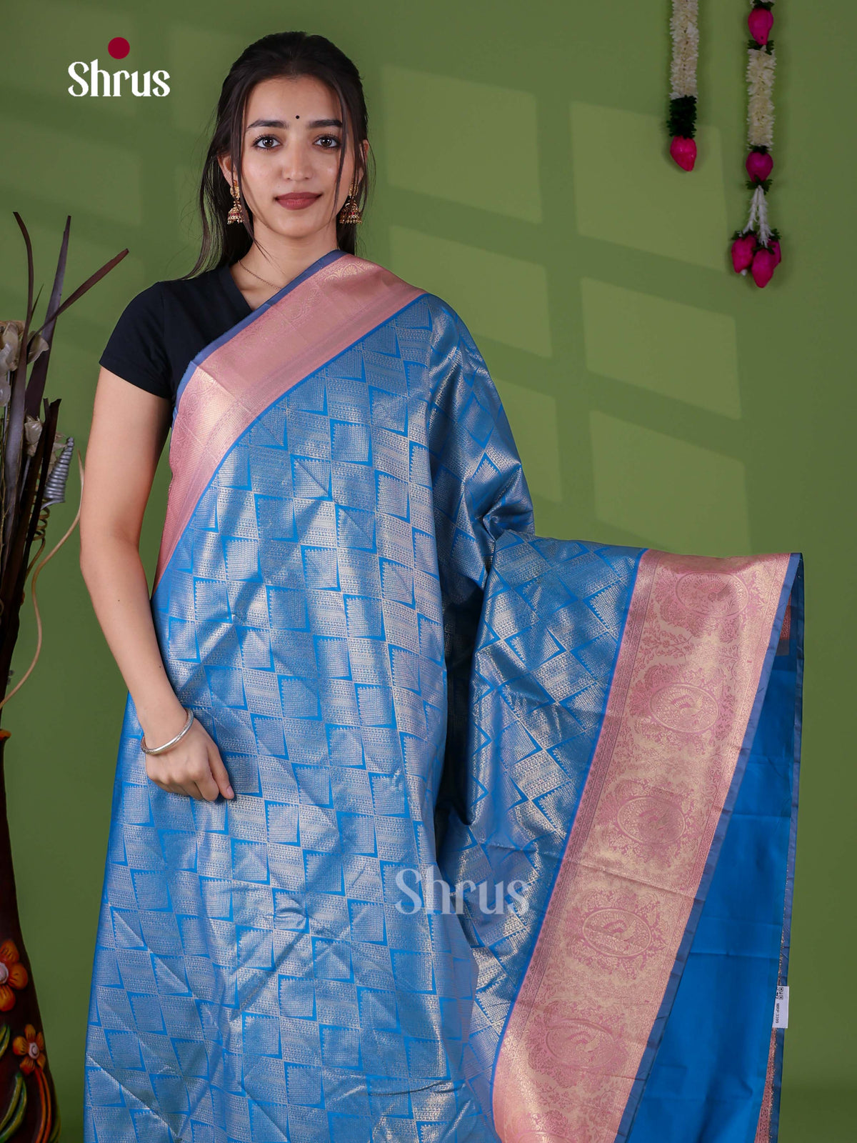 Semi Kanchipuram Saree - EJ11009