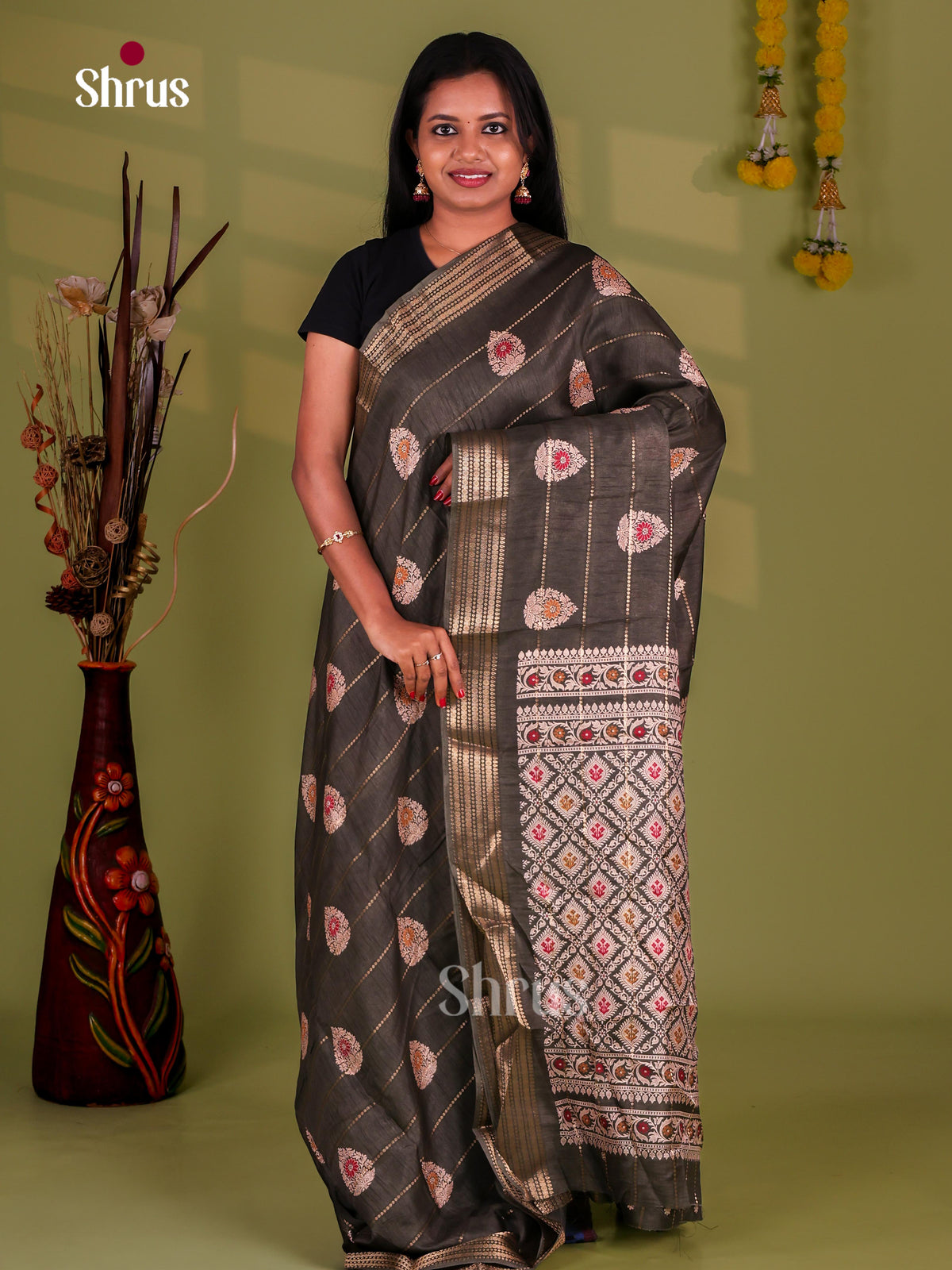 Semi Crepe Saree - EJ11230