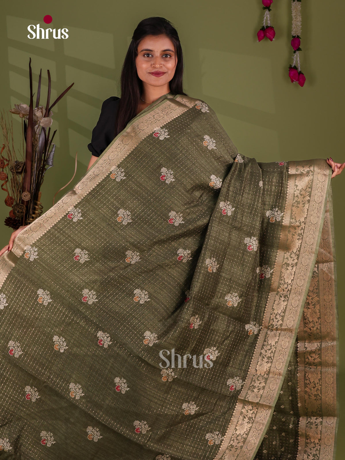 Semi Crepe Saree - EJ11324