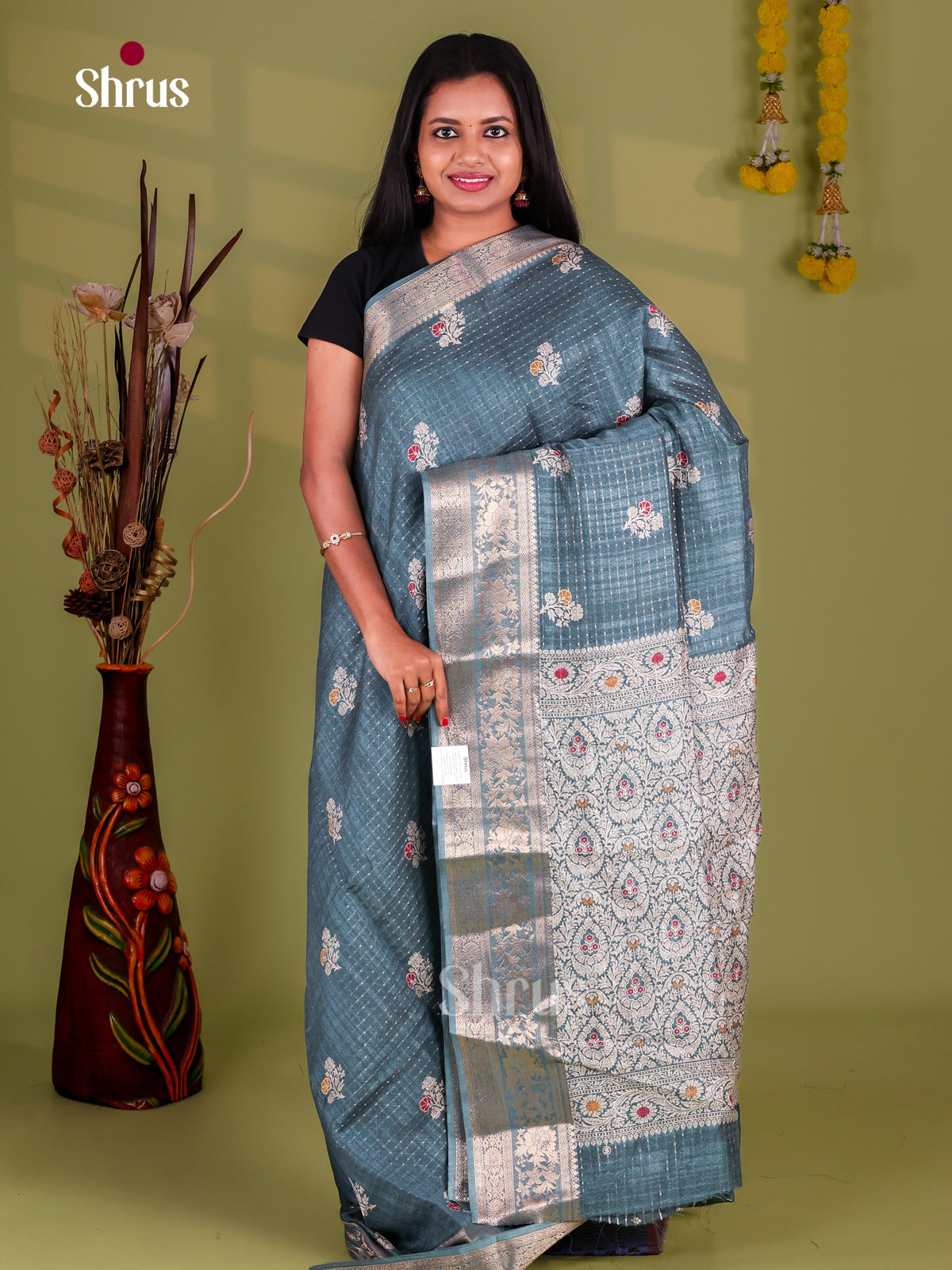 Semi Crepe Saree - EJ11358