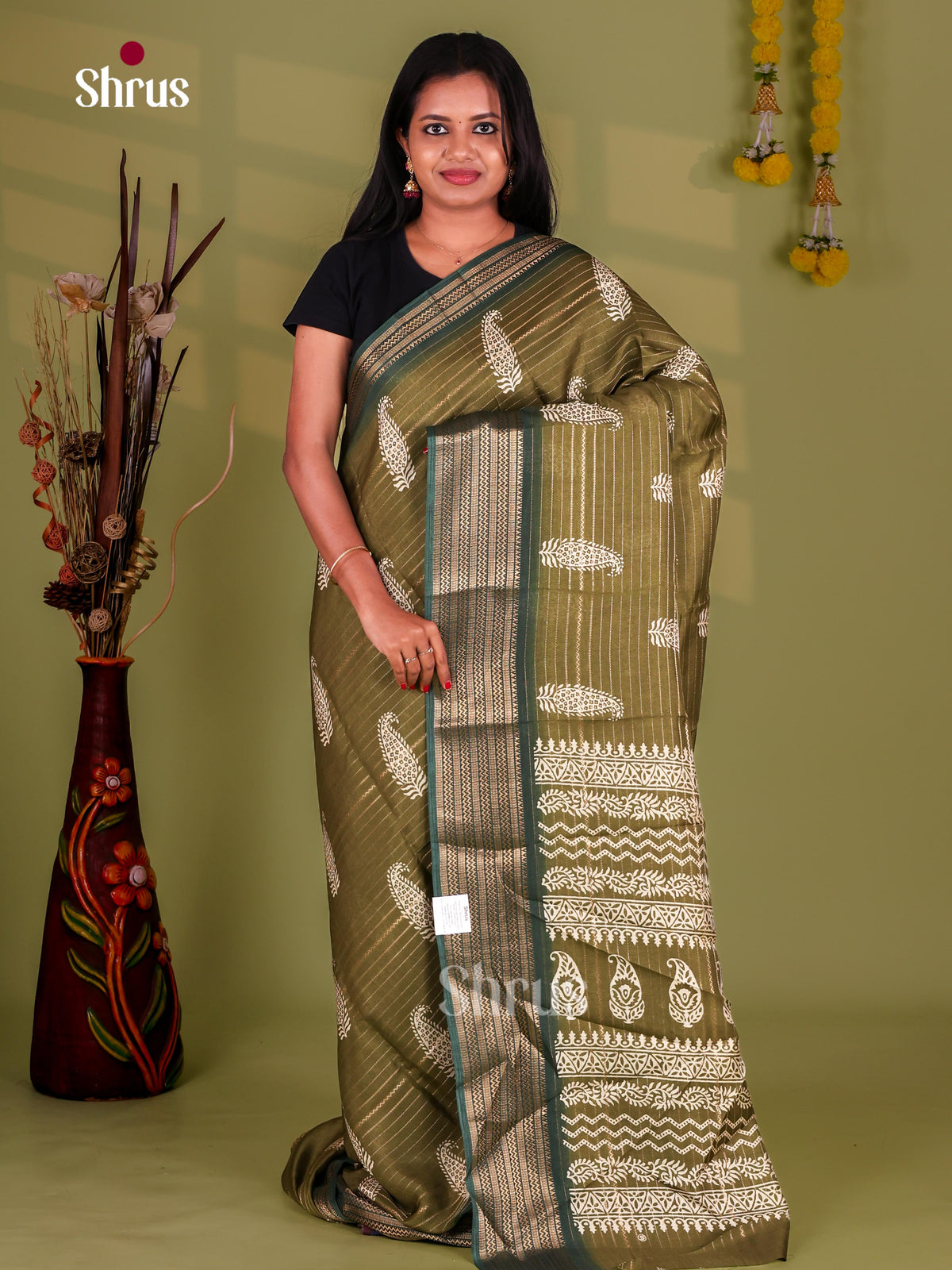 Semi Crepe Saree - EJ11381