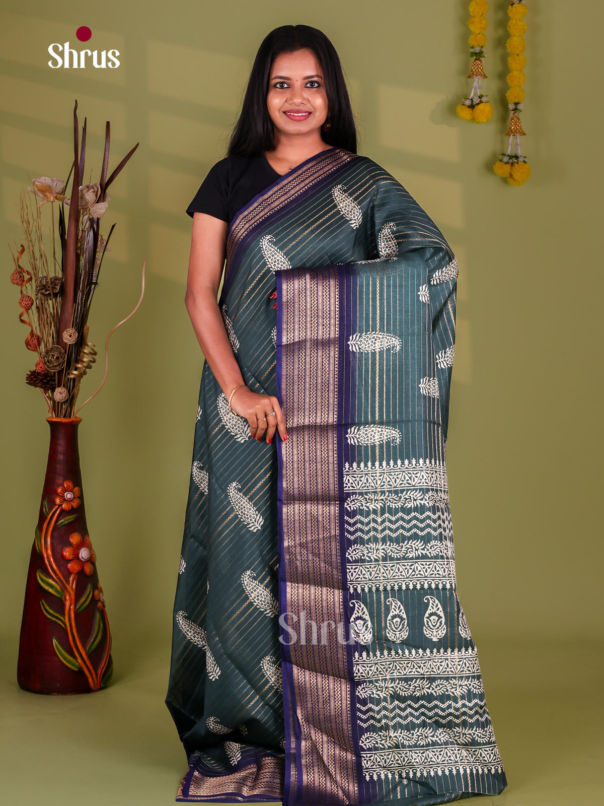 Semi Crepe Saree - EJ11389