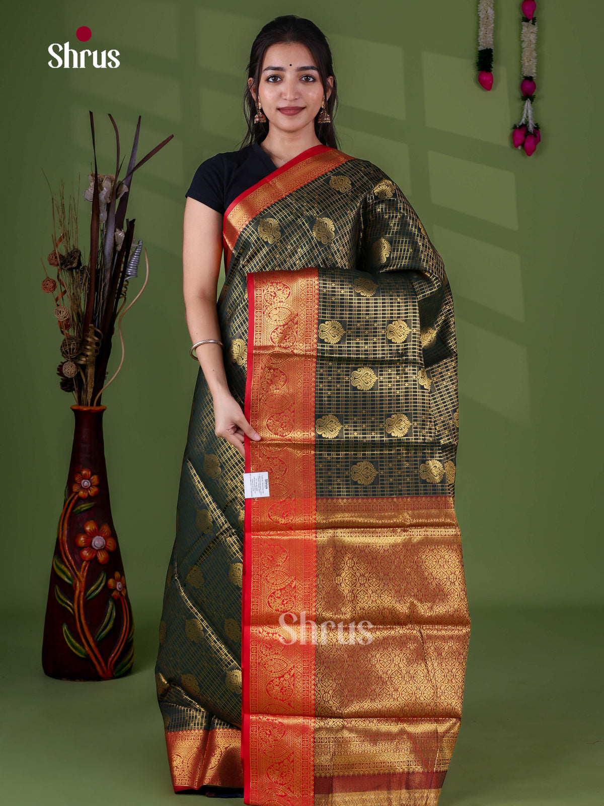Semi Kanchipuram Saree - EJ11409
