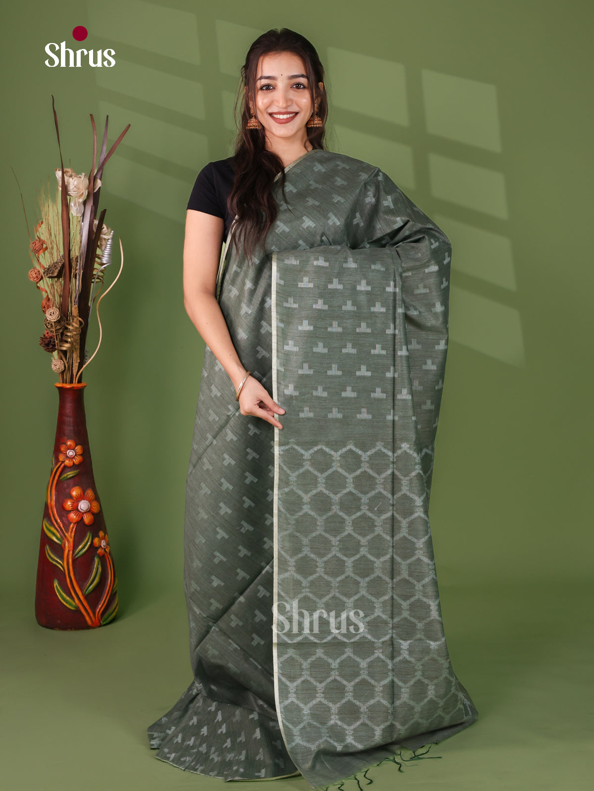 Semi Tussar Saree - EJ12119