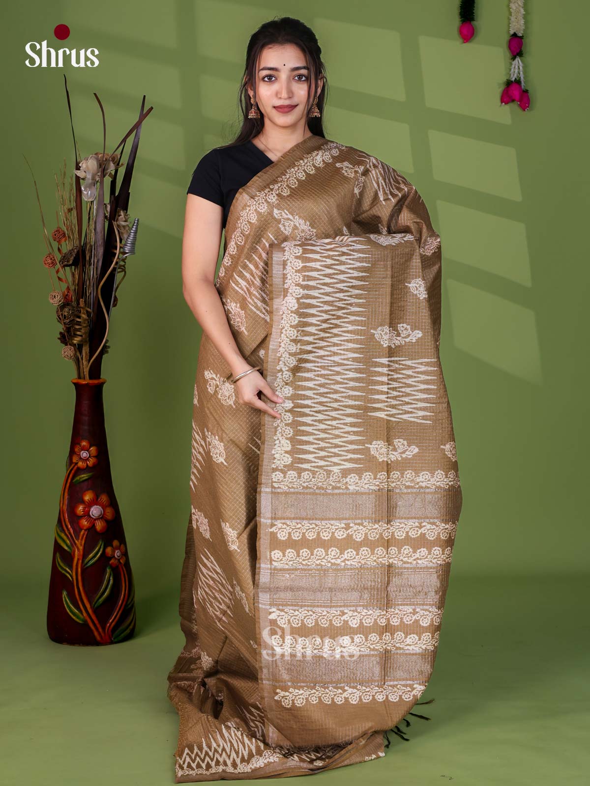 Zari Semi Tussar Saree - EJ12178
