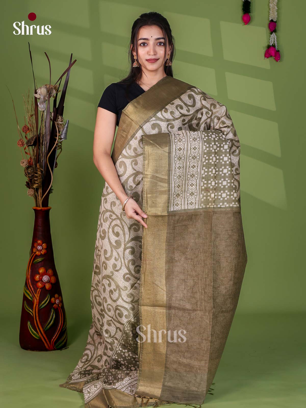 Zari Semi Tussar Saree - EJ12349