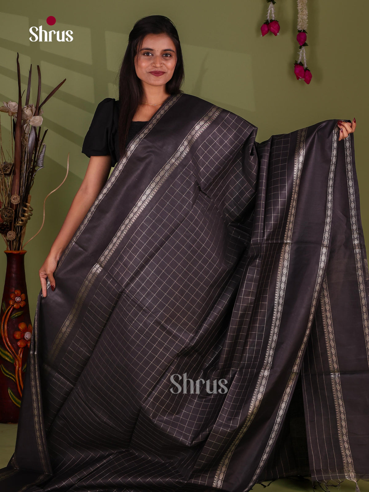 Zari Semi Tussar Saree - EJ13548