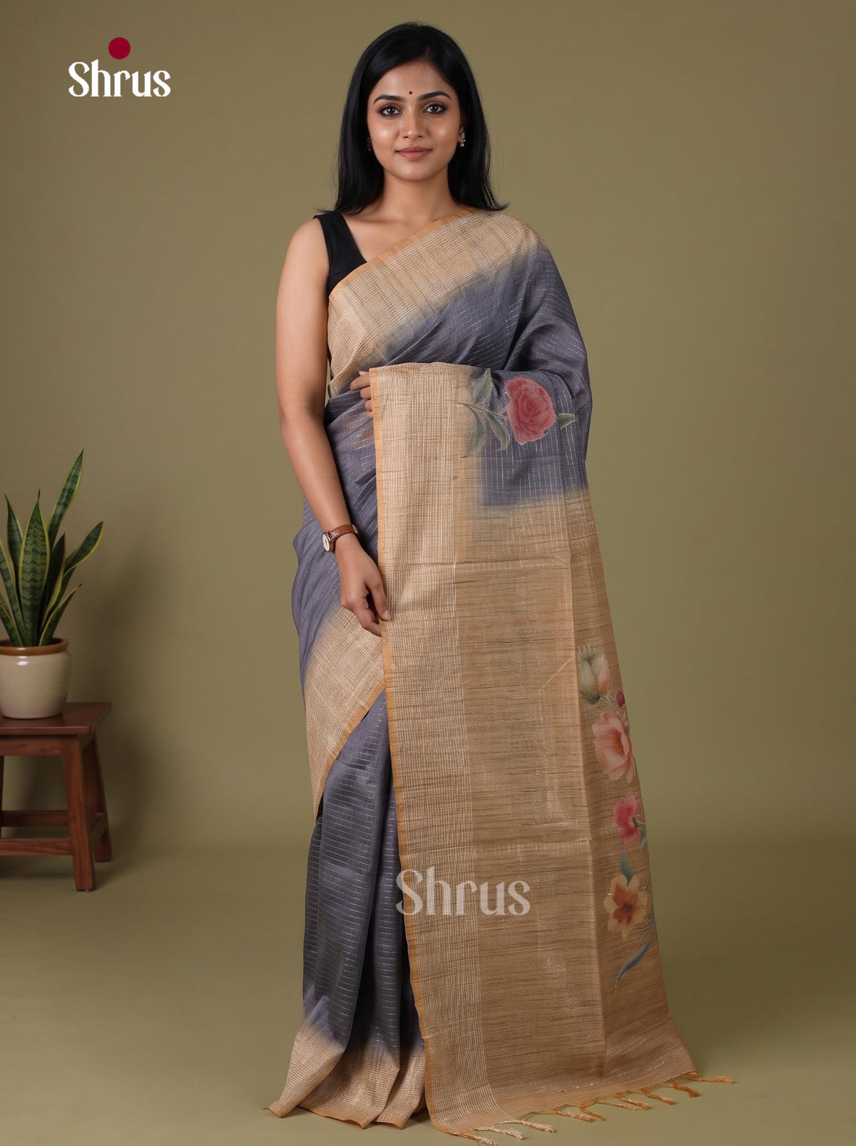 Semi Tussar Applique Saree - EJ15294