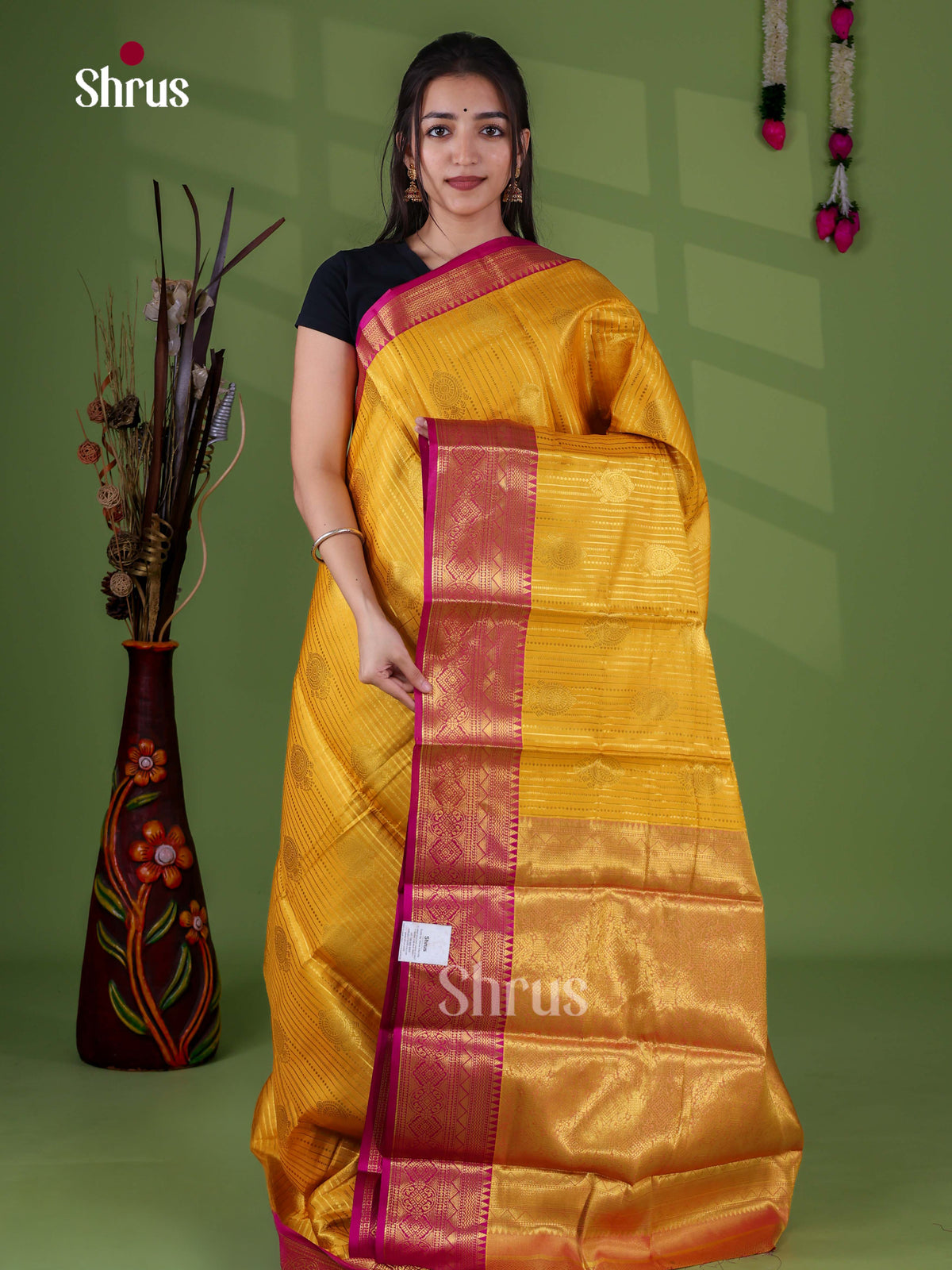 Semi Kanchipuram Saree - EJ16044