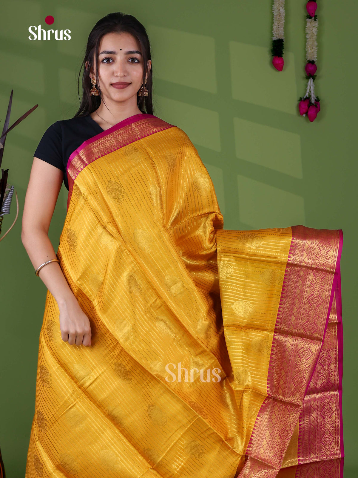 Semi Kanchipuram Saree - EJ16044