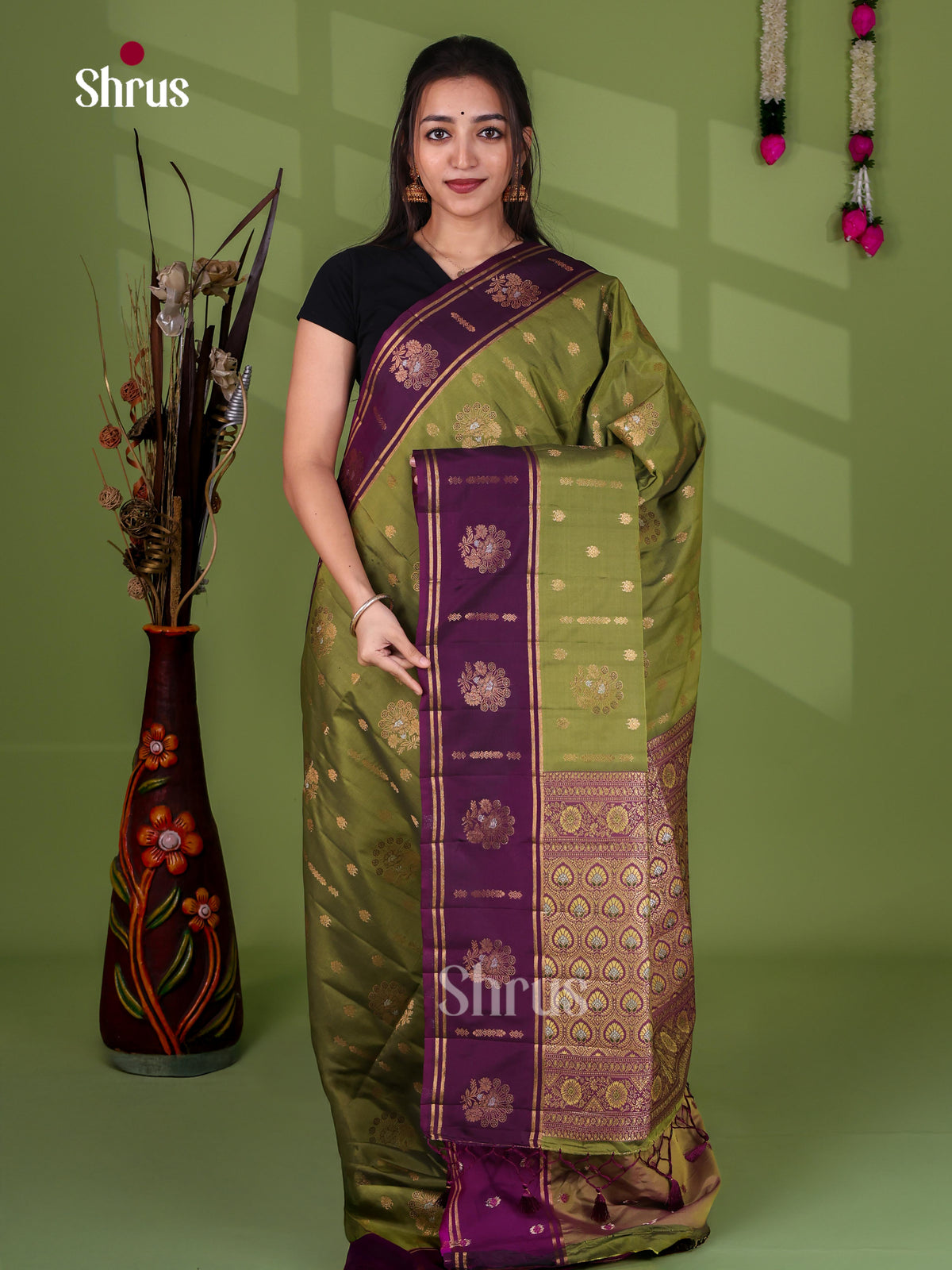Apoorva Silk Saree - EJ23136