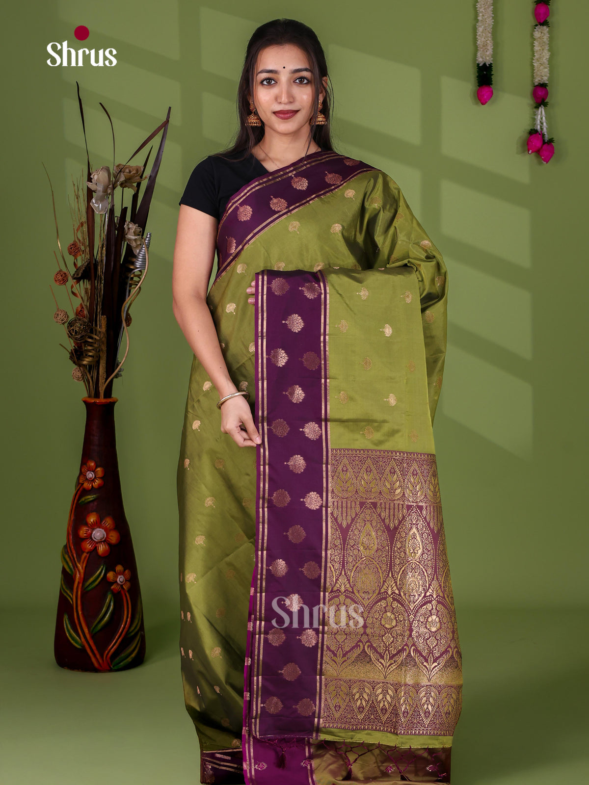 Apoorva Silk Saree - EJ23139