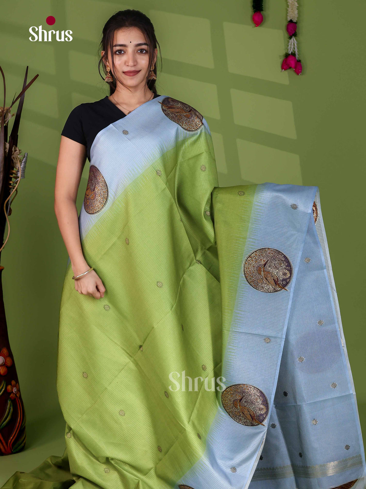 Zari Semi Tussar Saree - EJ24032