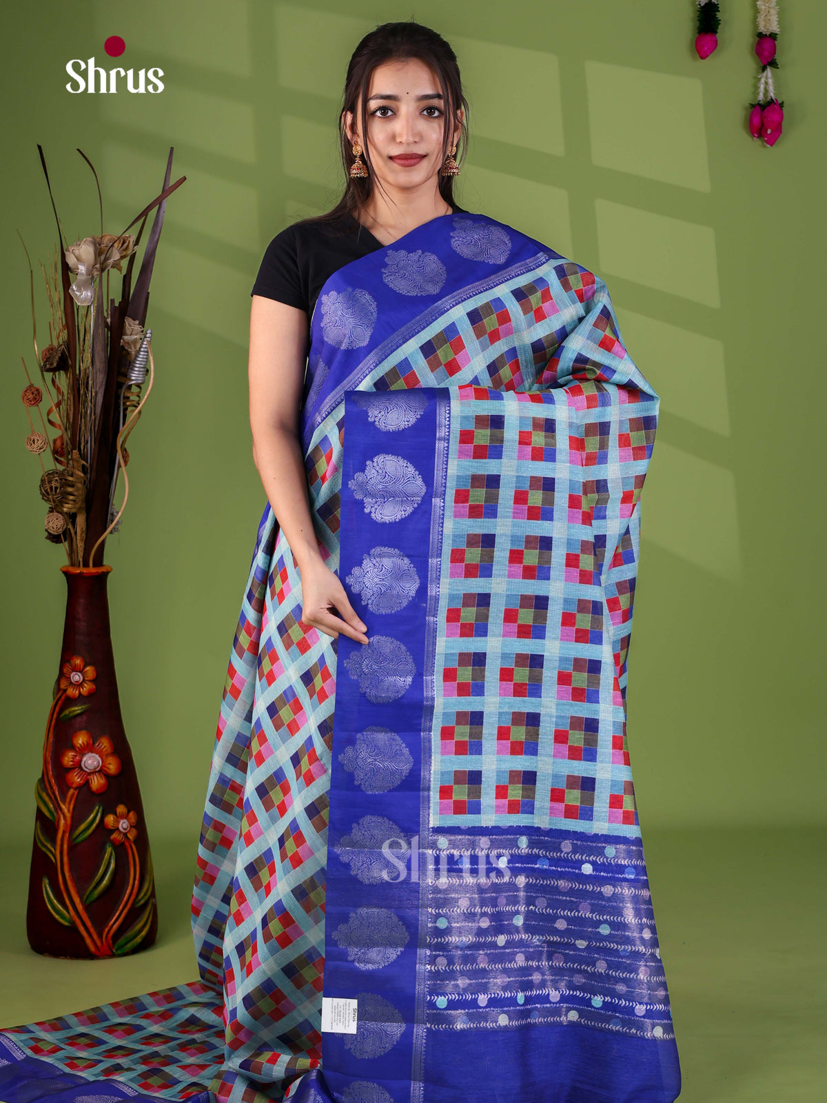 Apoorva Madras Checks Saree - EJ24042