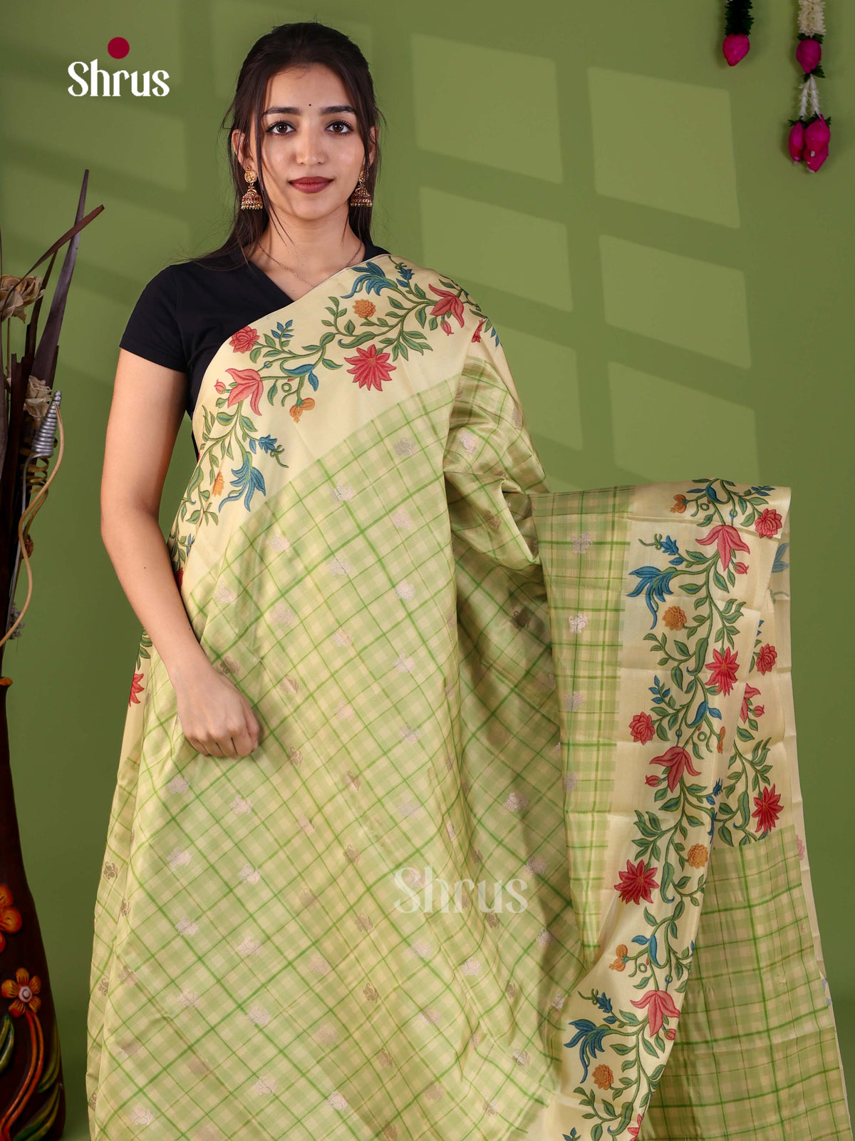 Apoorva Madras Checks Saree - EJ24054