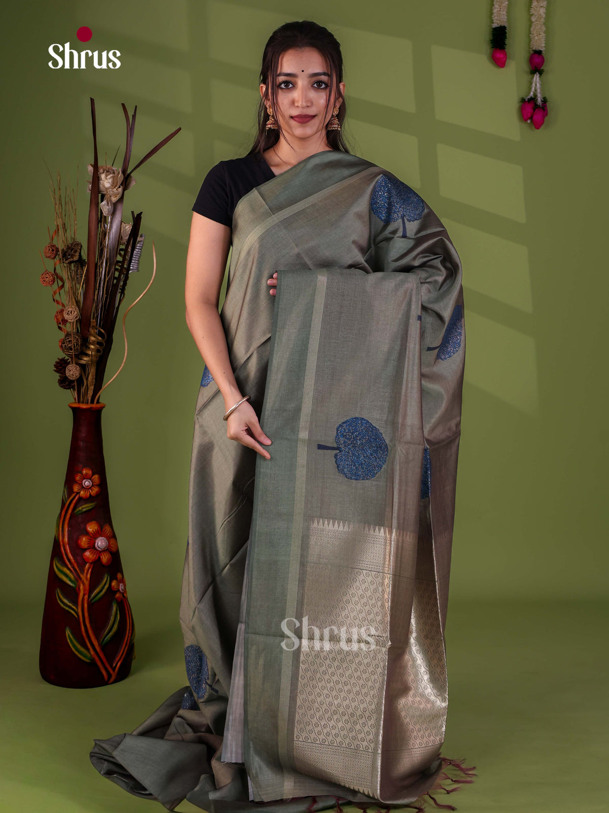 Madeleine Silk Saree-EJ24372