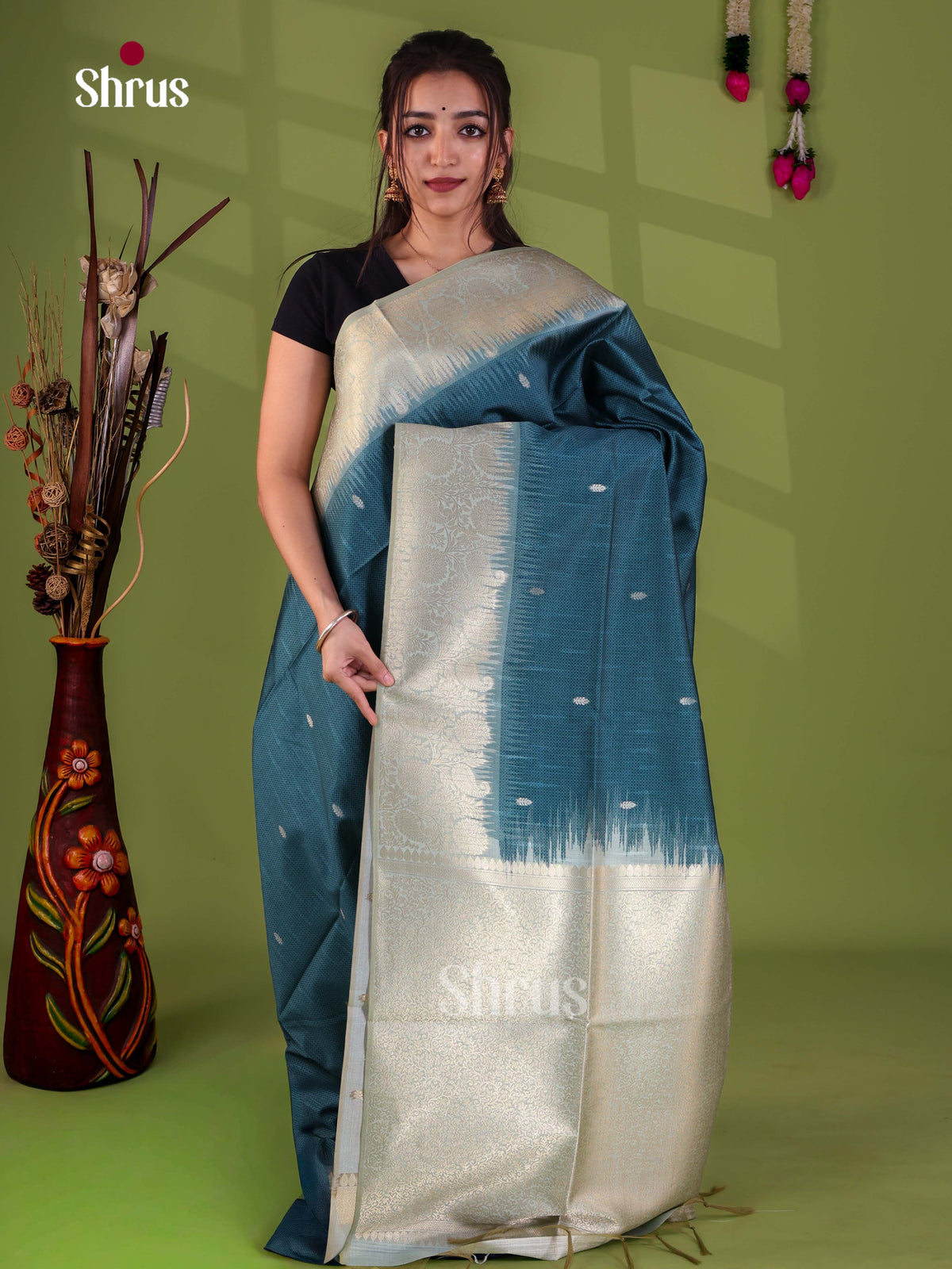 Madeleine Silk Saree-EJ24378