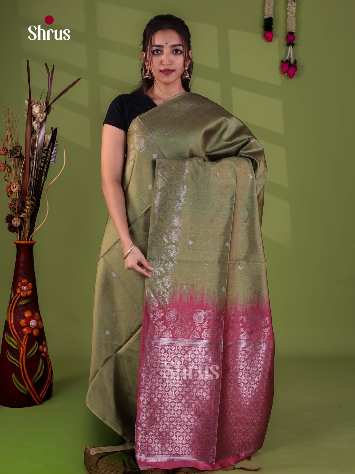 Madeleine Silk Saree-EJ24398