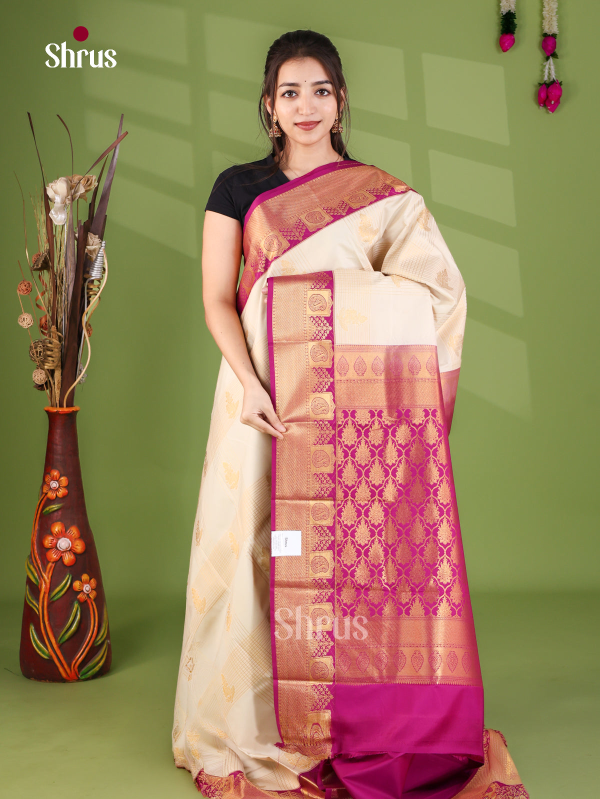 Semi Kanchipuram Saree - EJ26300