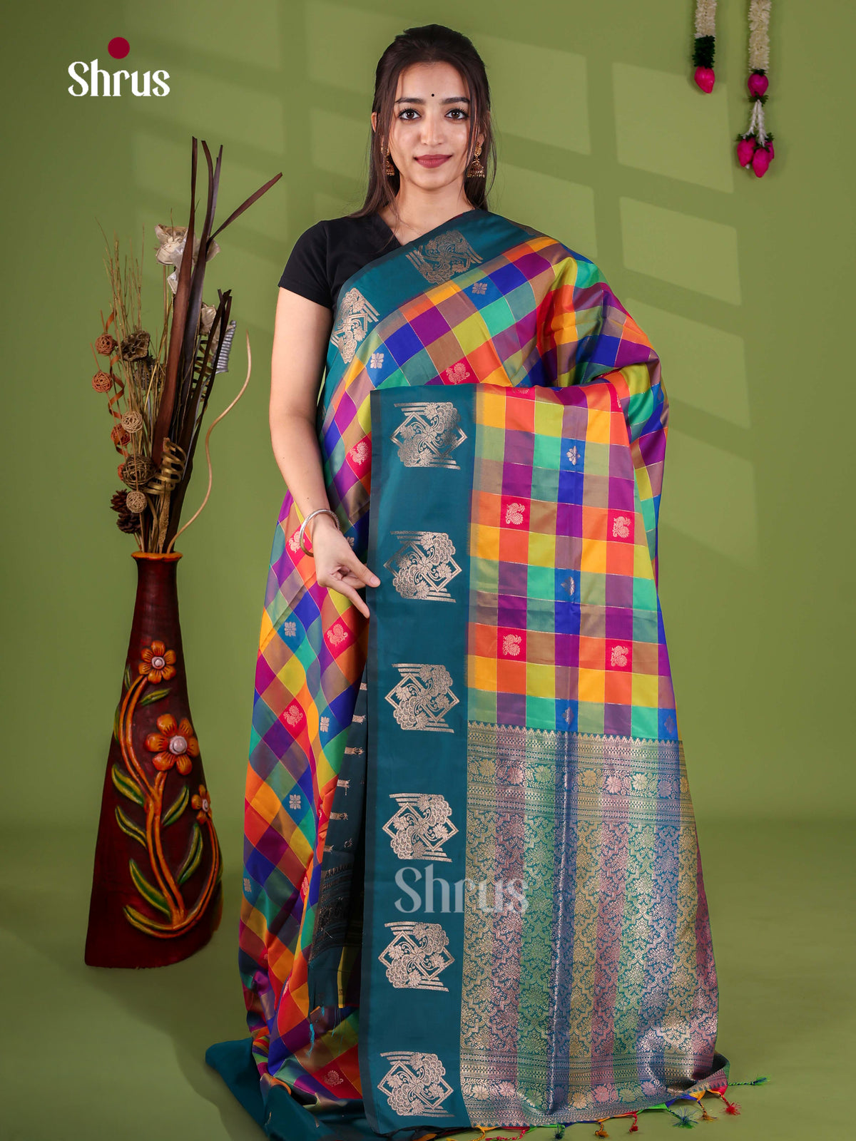 Semi Soft Silk - Madras Checks Saree - EJ29014