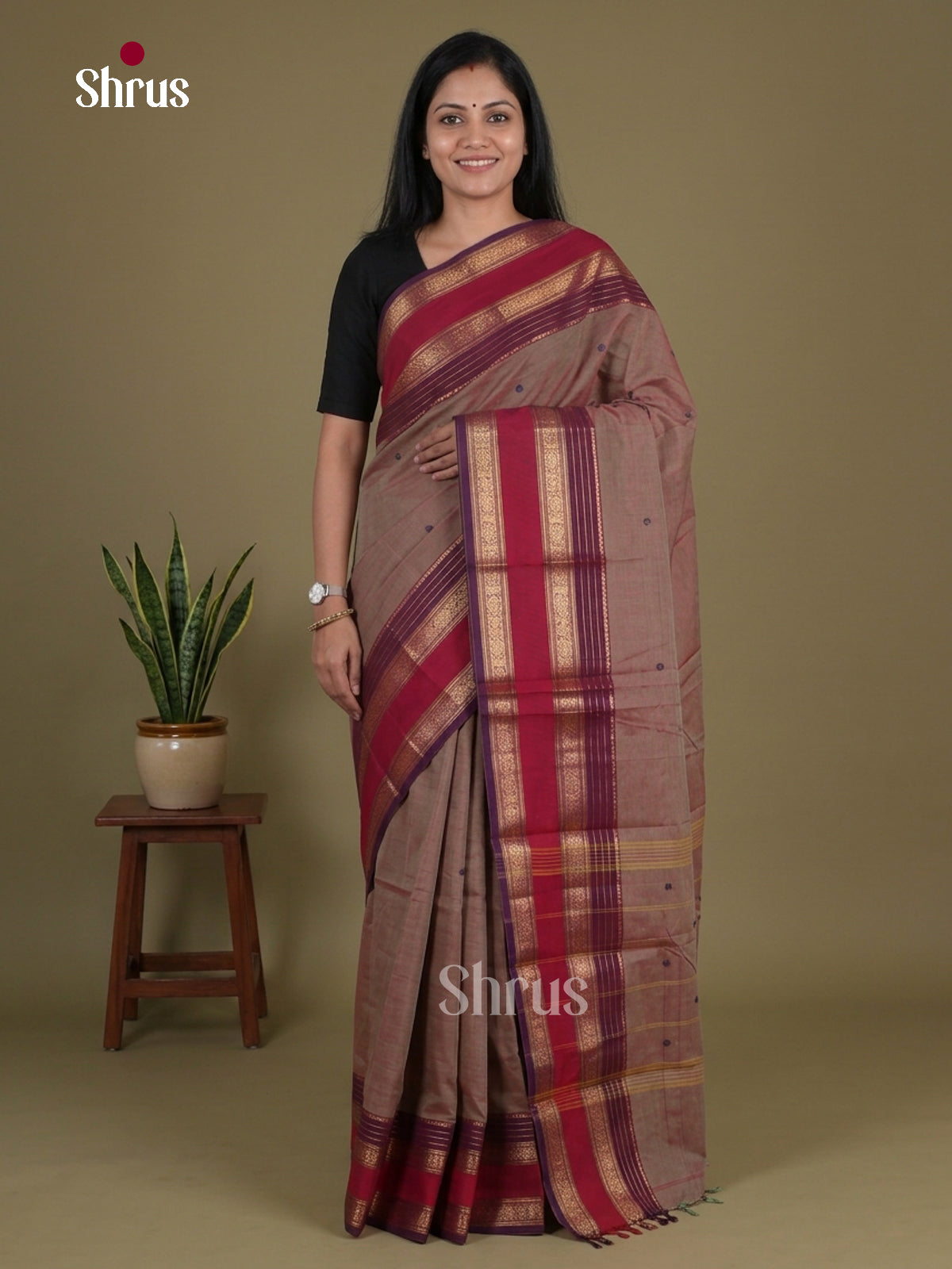 Earthy Taupe Chettinad Cotton Saree With Thread Buttas & Purple Rettapet Zari Border
