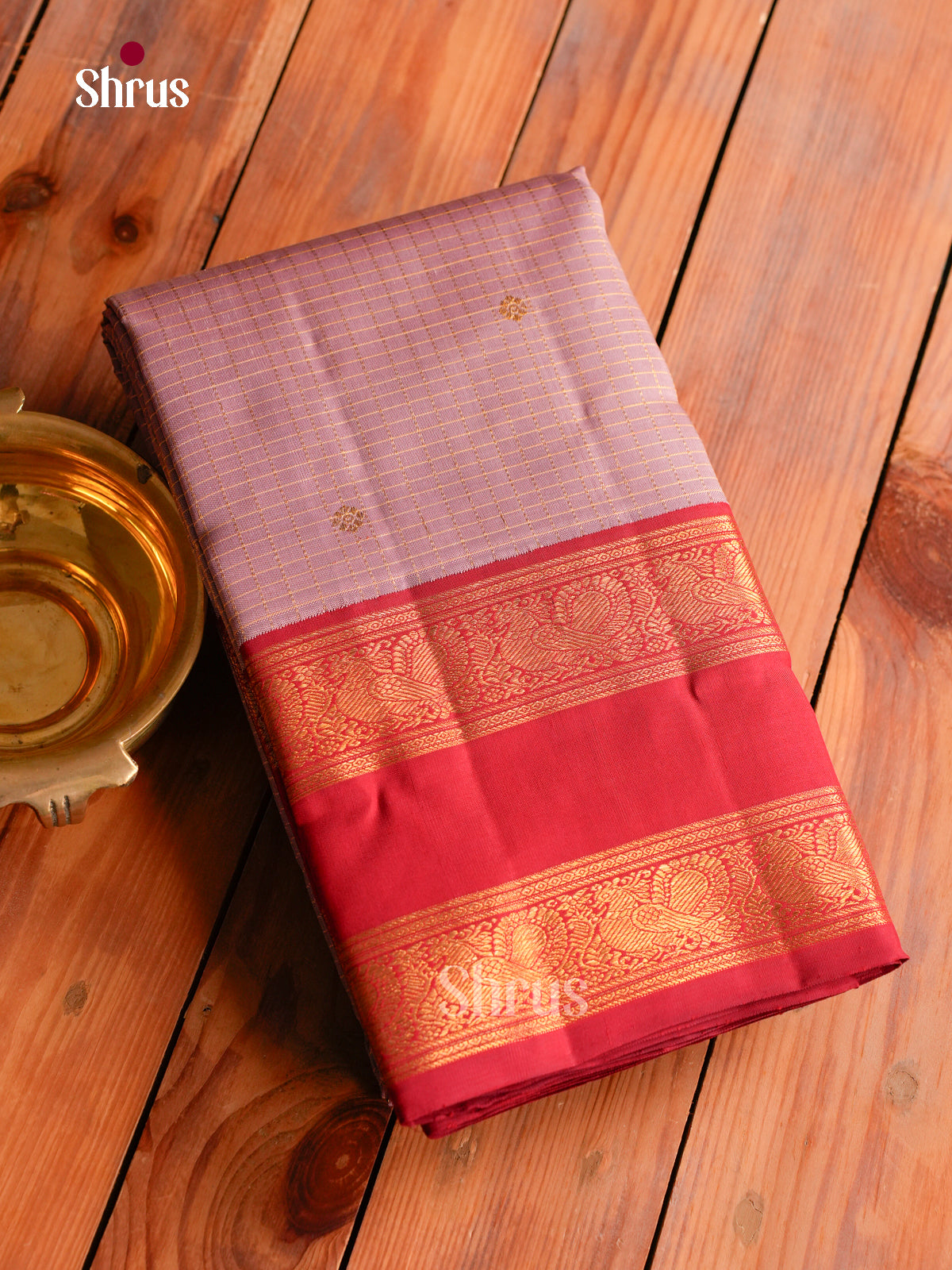 Elegant Onion Pink Kanchipuram Silk Saree With Delicate Checks | Red Rettapet Zari Border & Brocade Pallu