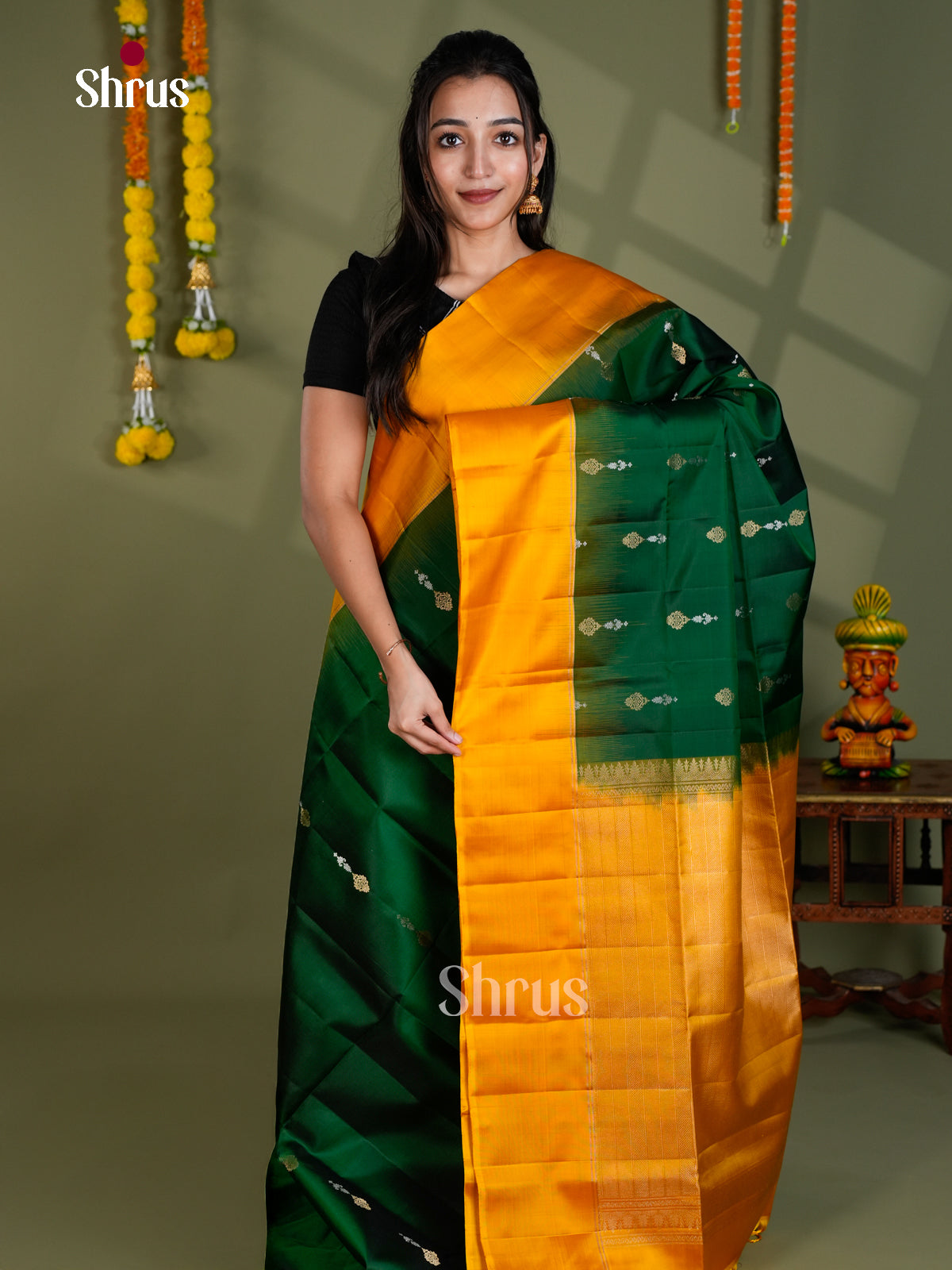 Buy Emerald Green Pure Soft Silk Saree With Paisley Zari Buttas, Mustard Yellow Border & Brocade Pallu