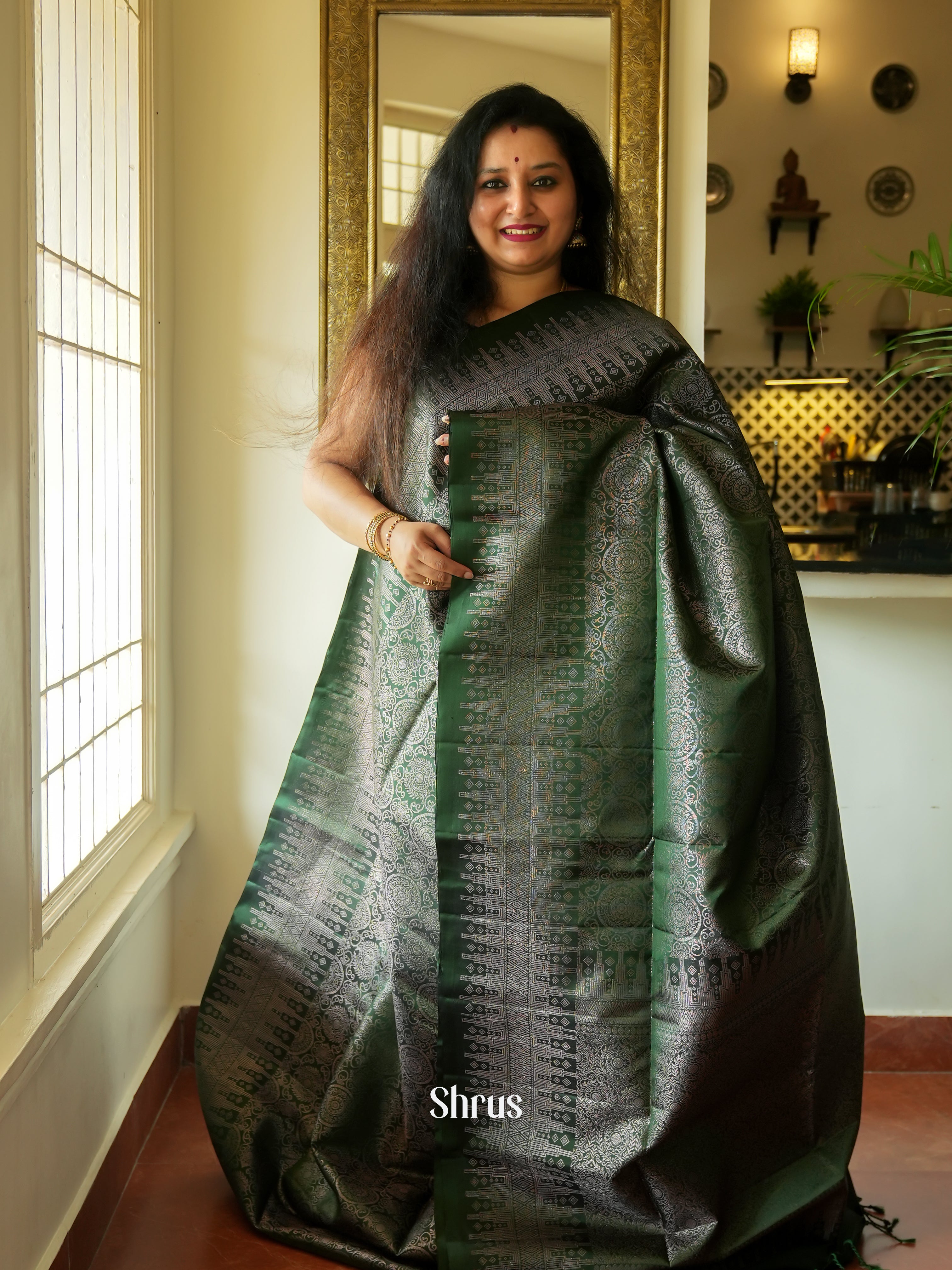 Majestic Emerald Green Soft Silk Saree With Silver Brocade Body & Pallu