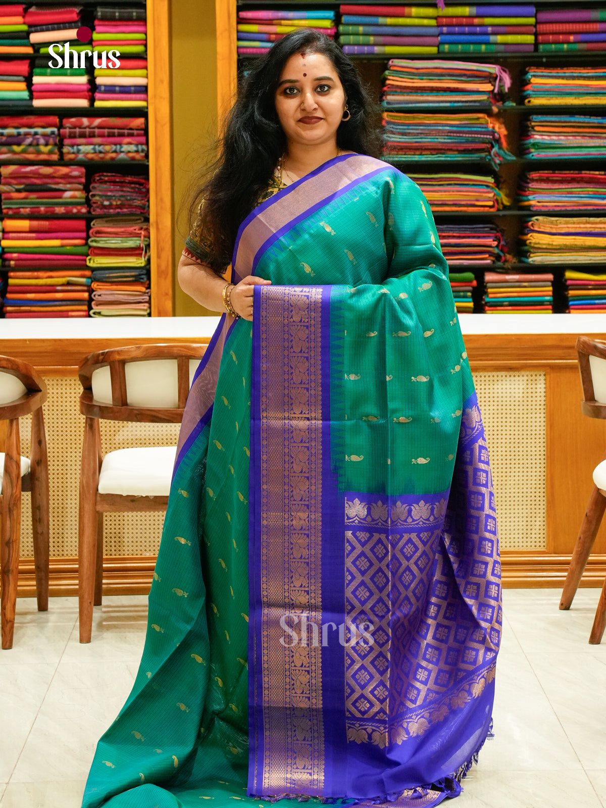 Exquisite Green Soft Silk Saree with Peacock Buttas | Indigo Blue Contrast Border