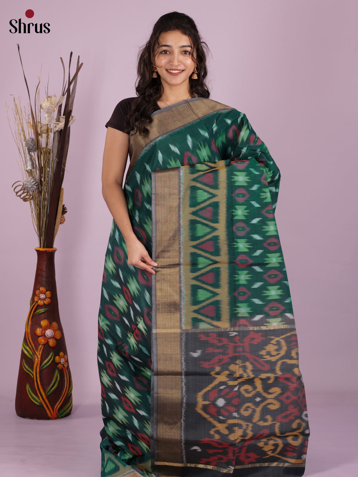 Buy Mystical Forest Green Pochampally Silk Cotton Saree With Ikat Motifs, Grey Border & Pallu
