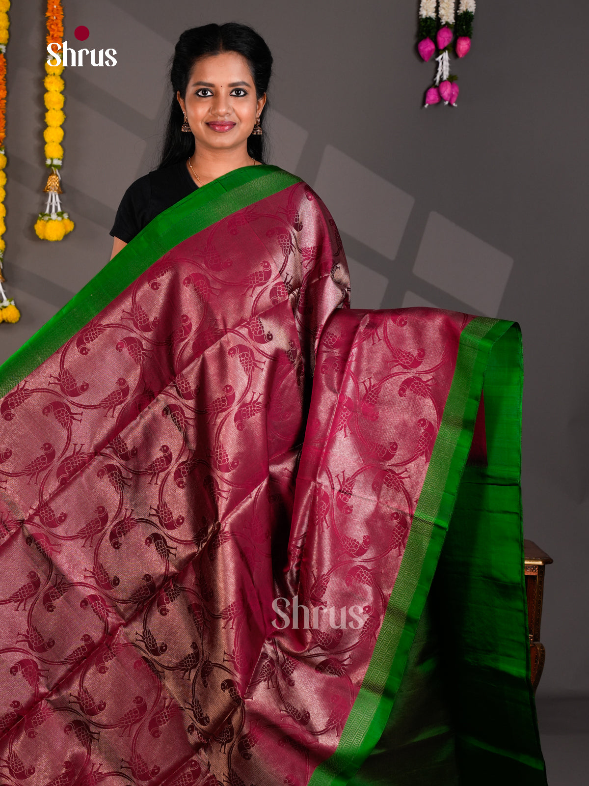 Buy Graceful Magenta Pure Soft Silk Saree With Peacock Motifs, Green Border & Brocade Pallu
