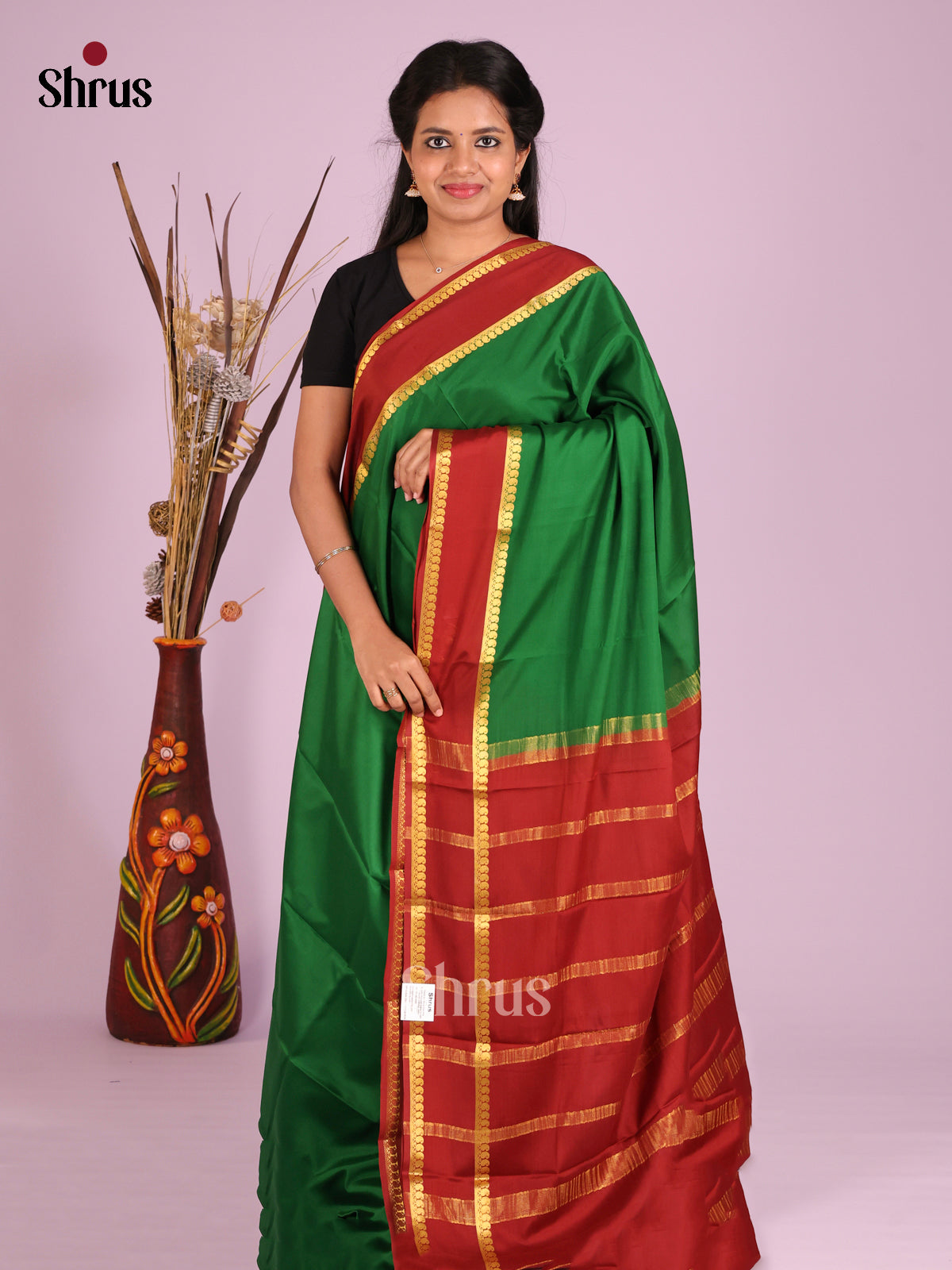 Buy Elegant Green Mysore Crepe Silk Saree With Plain Body, Maroon Rettaipet Zari Border & Chit Pallu