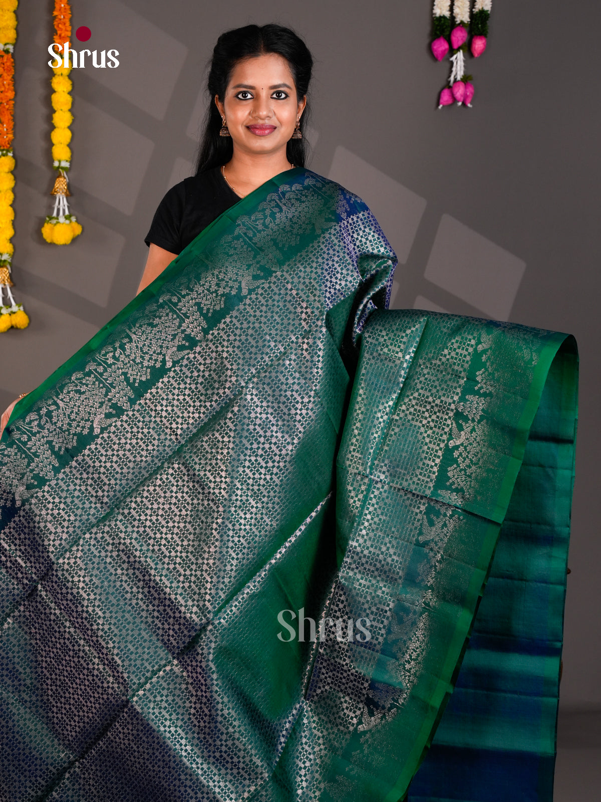 Buy Graceful Green & Navy blue Dual Tone Pure Soft Silk Saree with Silver Detailing & Brocade Pallu