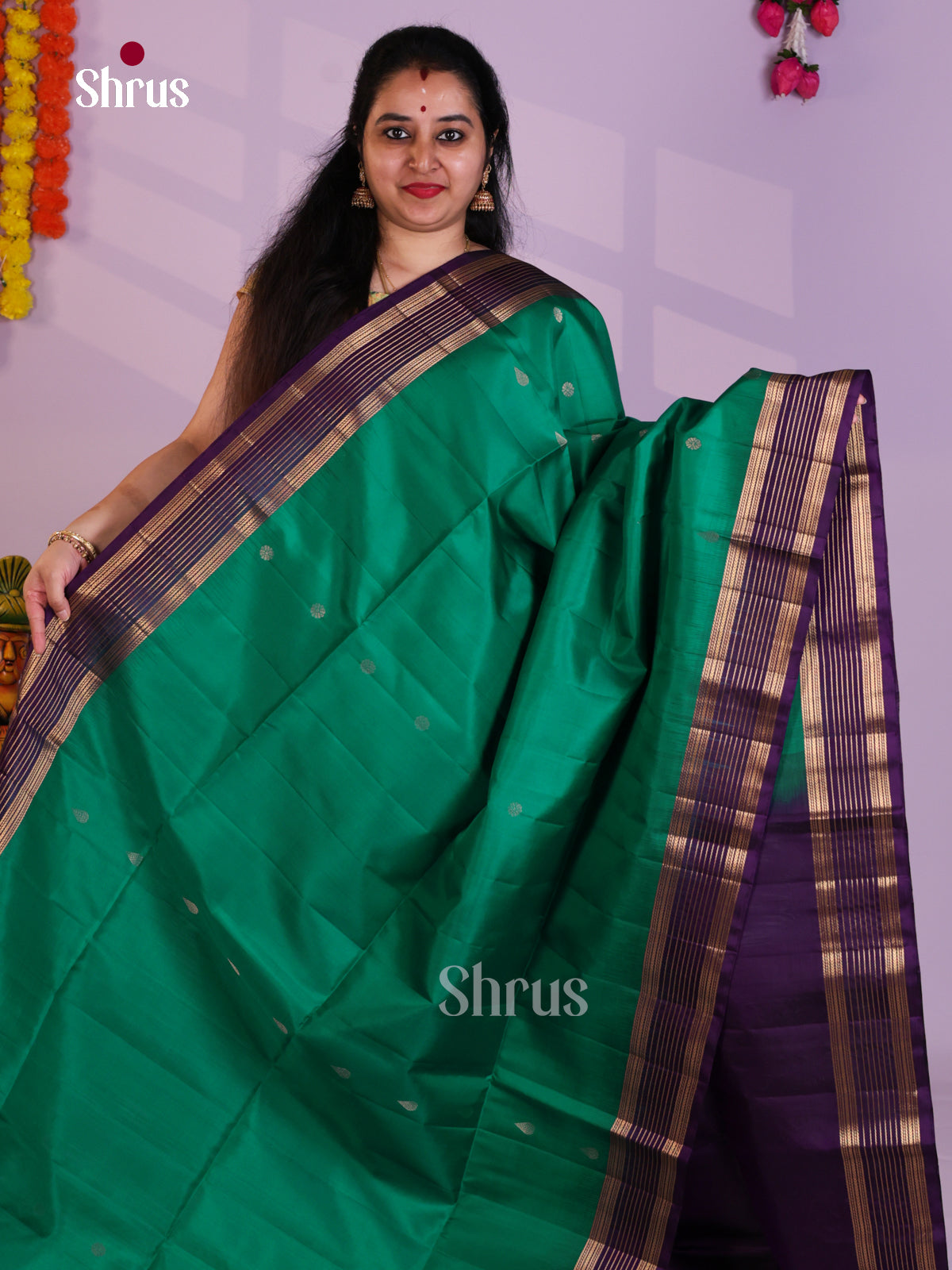Buy Classic Green Pure Soft Silk Saree with Gold Buttas, Purple Zari Striped Border & Brocade Pallu