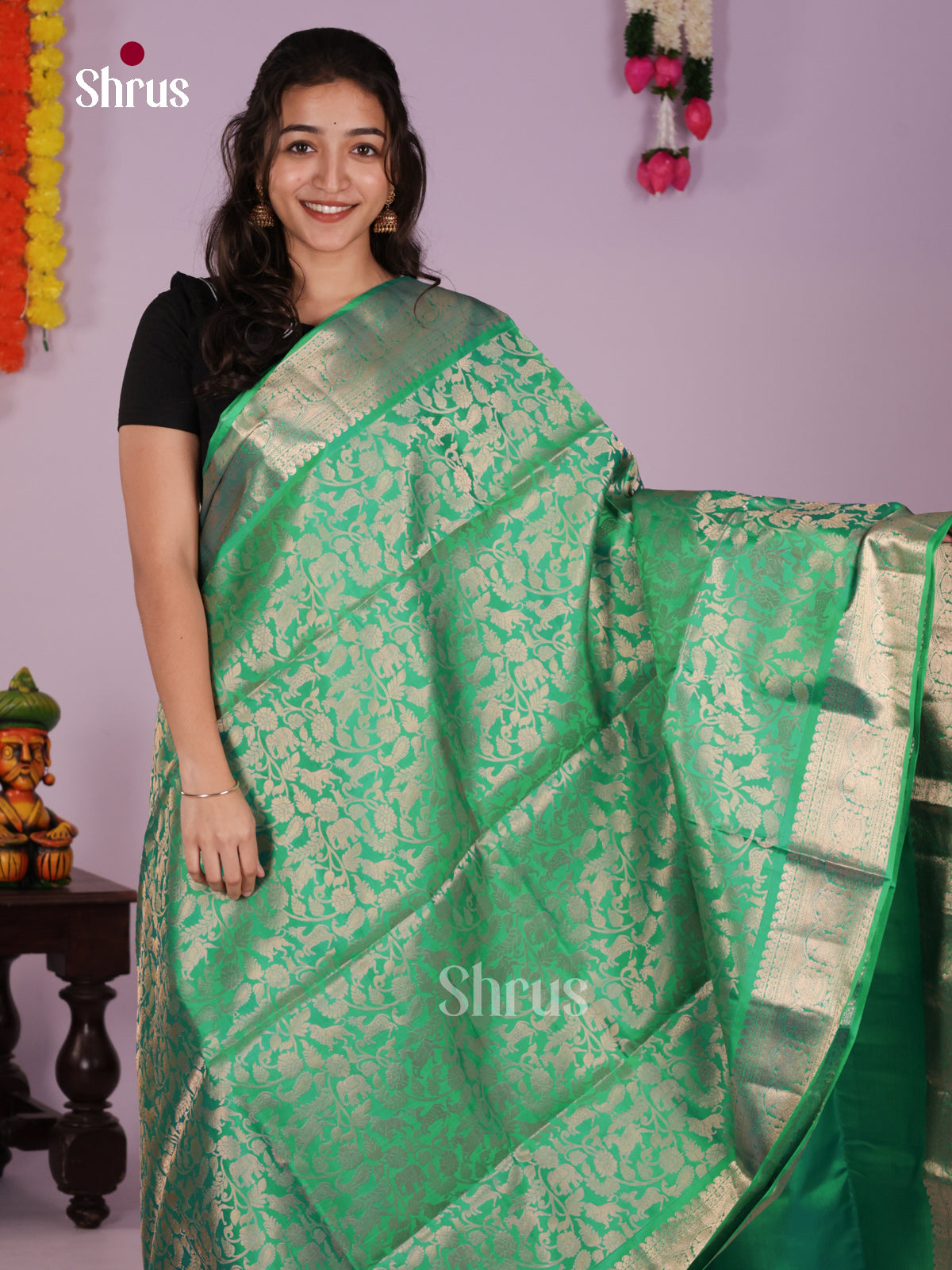 Buy Glimmering Green Soft Silk Sarees with Vanashingaram Floral Zari Brocade & Rich Border