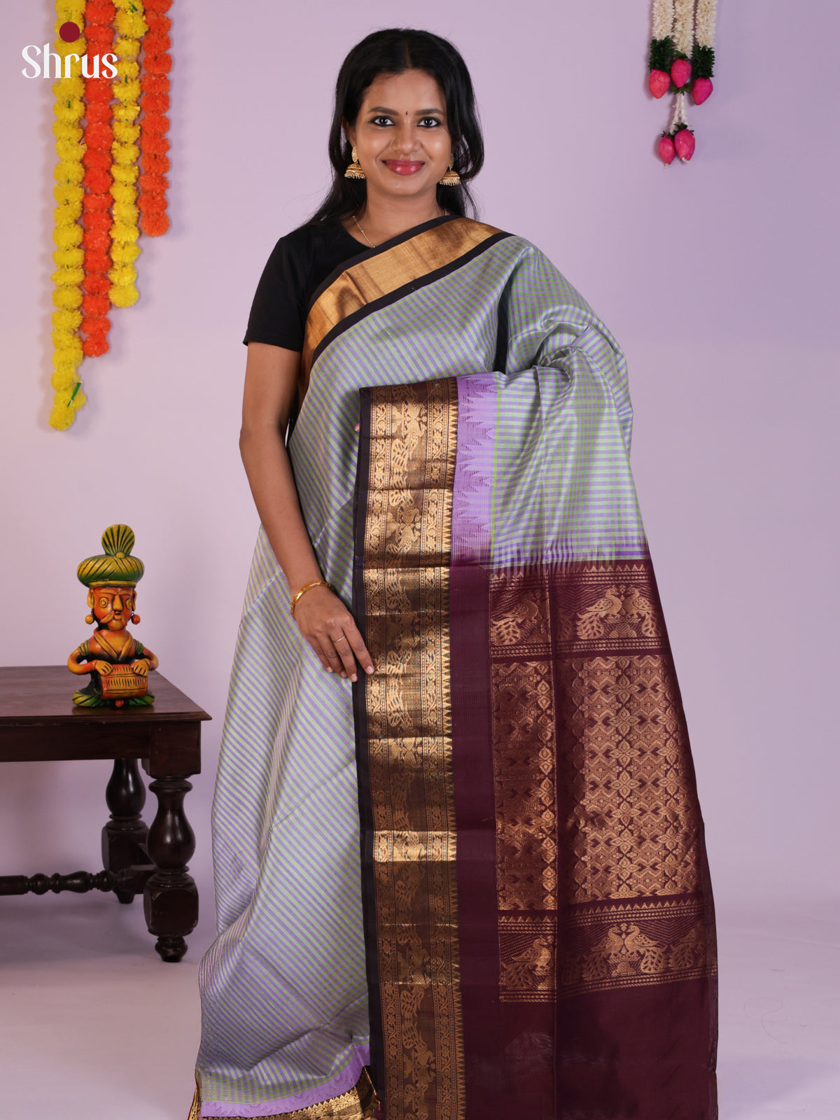 Buy Chic Lavender & Light Green Silk Cotton Saree with Checks, Temple Border & Maroon Zari Pallu