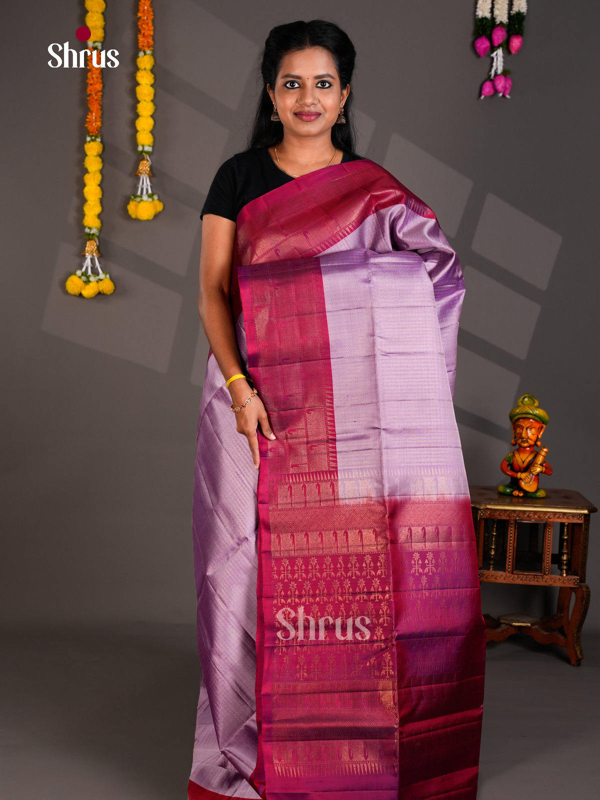 Buy Graceful Lavender Pure Soft Silk Saree with Subtle Texture & Deep Pink Zari Woven Border