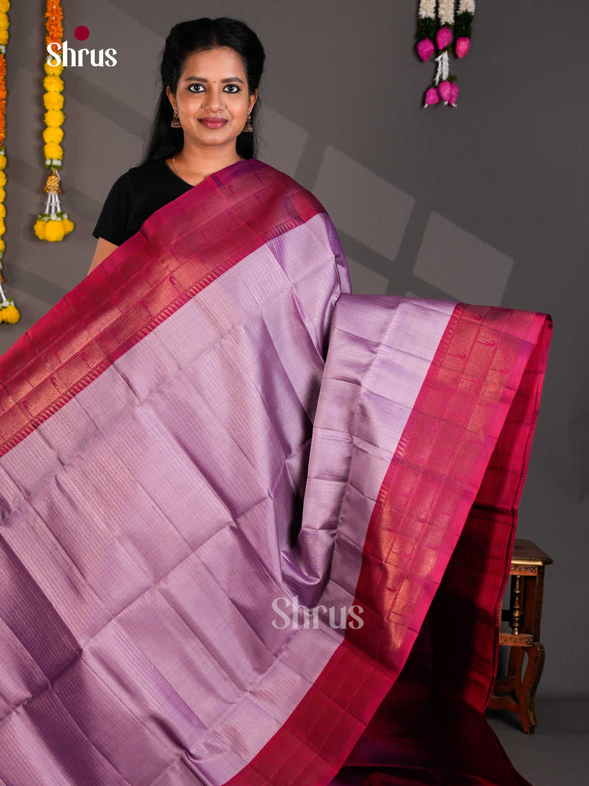 Buy Graceful Lavender Soft Silk Saree Online with Subtle Texture & Deep Pink Zari Woven Border