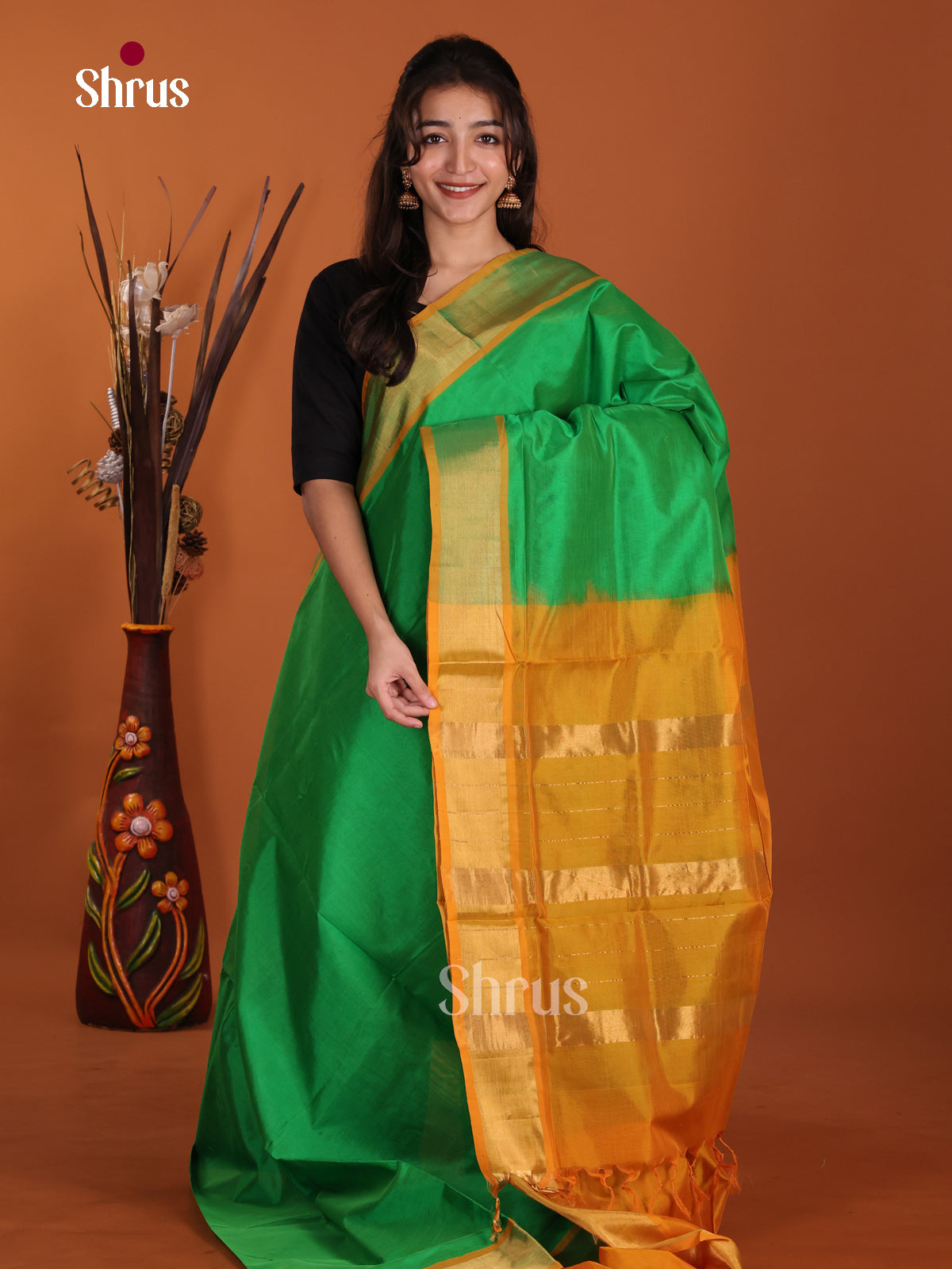 Buy Graceful Leaf Green Cotton Silk Saree with Plain Body & Mustard Tissue Zari Border