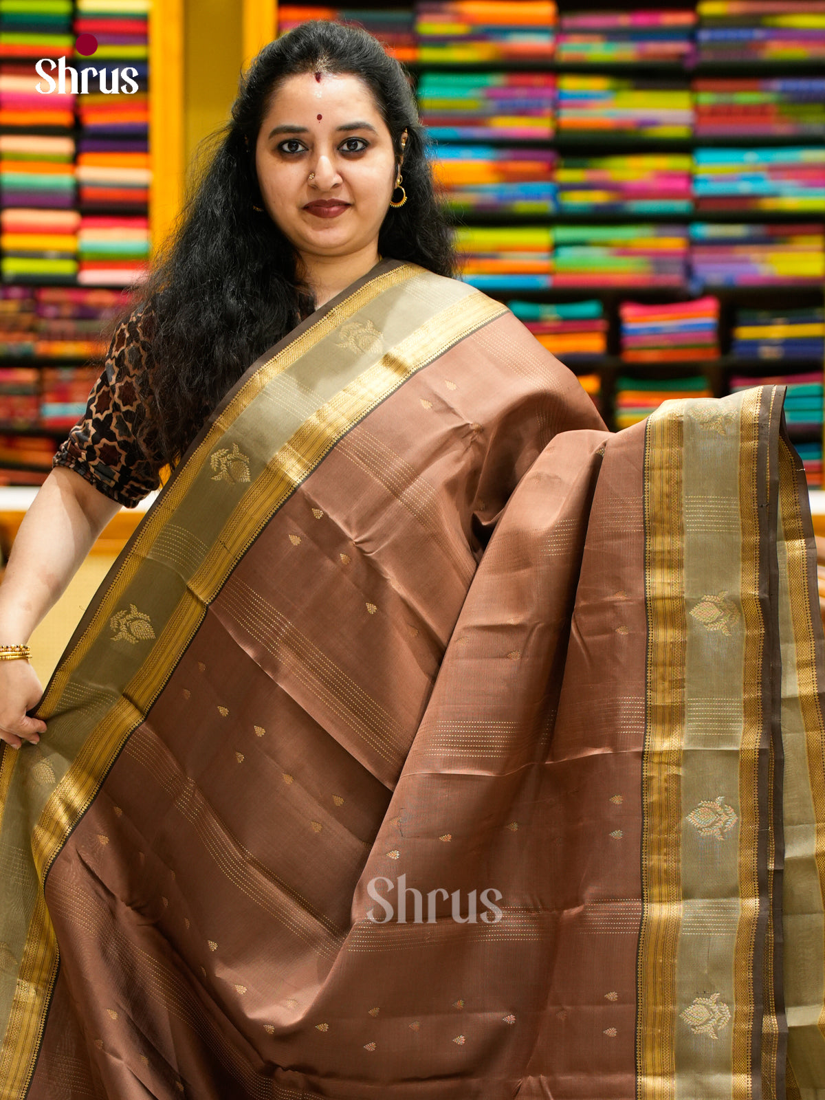 Beautiful Light Brown Halfpure Kanchipuram Sarees With Floral Buttas & Muted Olive Green Rettapet Border