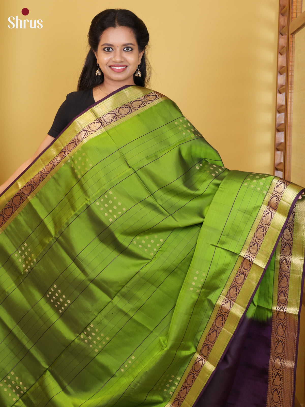 Buy Gorgeous Light Green Kanchipuram Saree With Stripes, Gold Buttas & Wine Zari Border