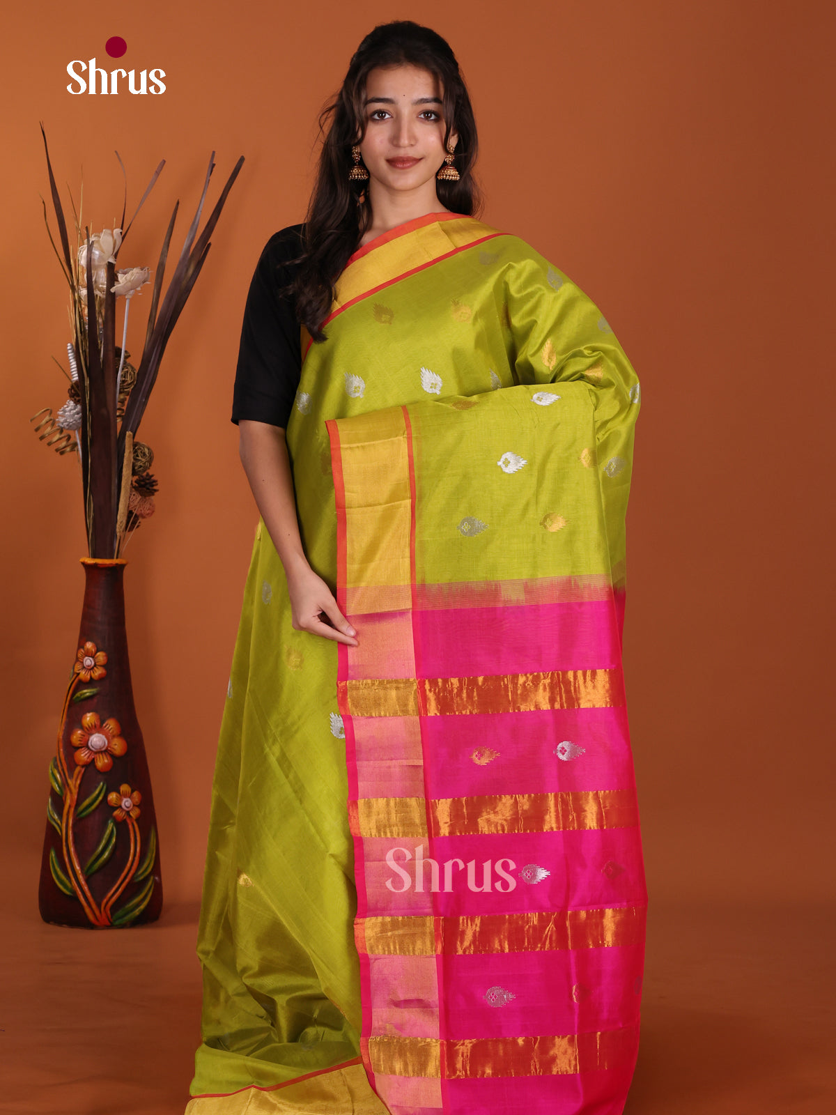 Buy Sophisticated Light Green Silk Cotton Saree with Gold & Silver Zari Woven Motifs