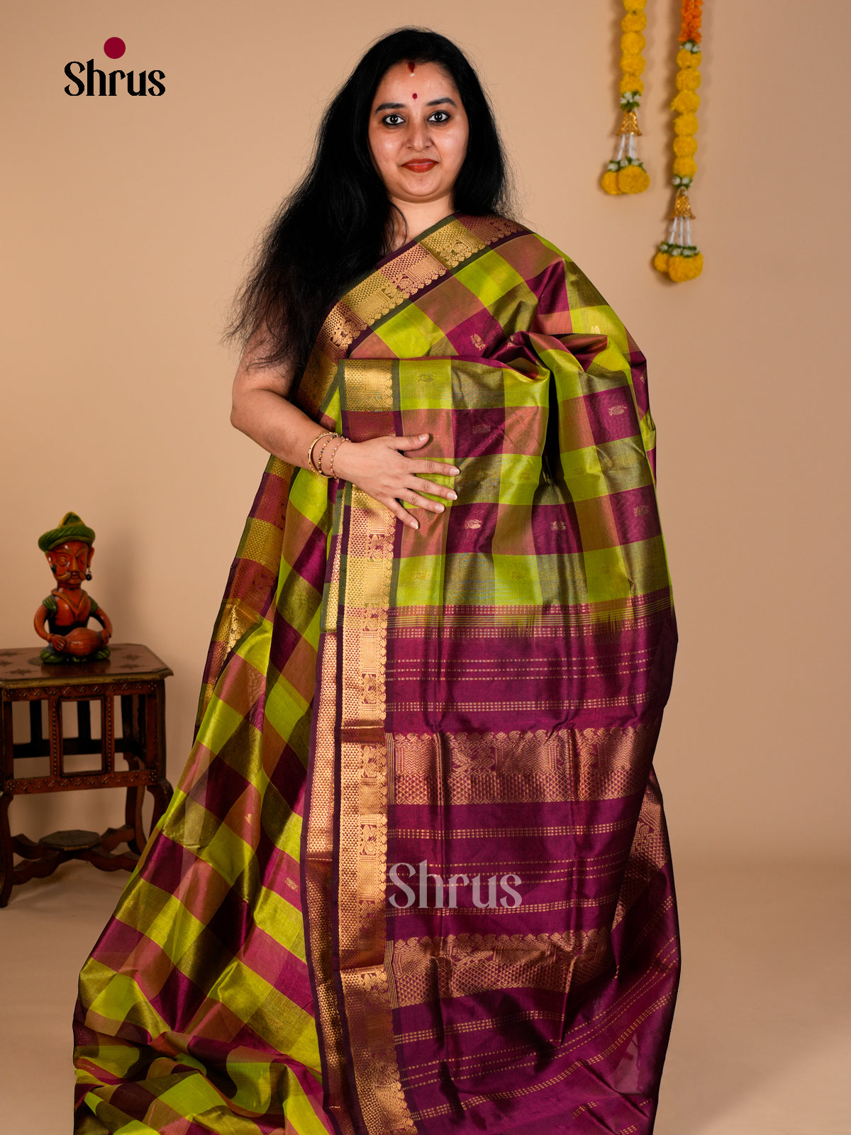 Buy Exquisite Lime Green & Wine Silk Cotton Saree With Paalum Pazhamum Checks, Wine Zari Border & Chit Pallu