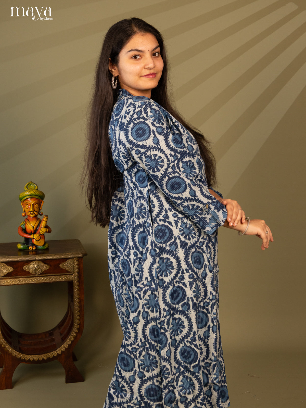 Blue Cotton Floral Print Kurti With Kantha Work - Shop on Shrus.com